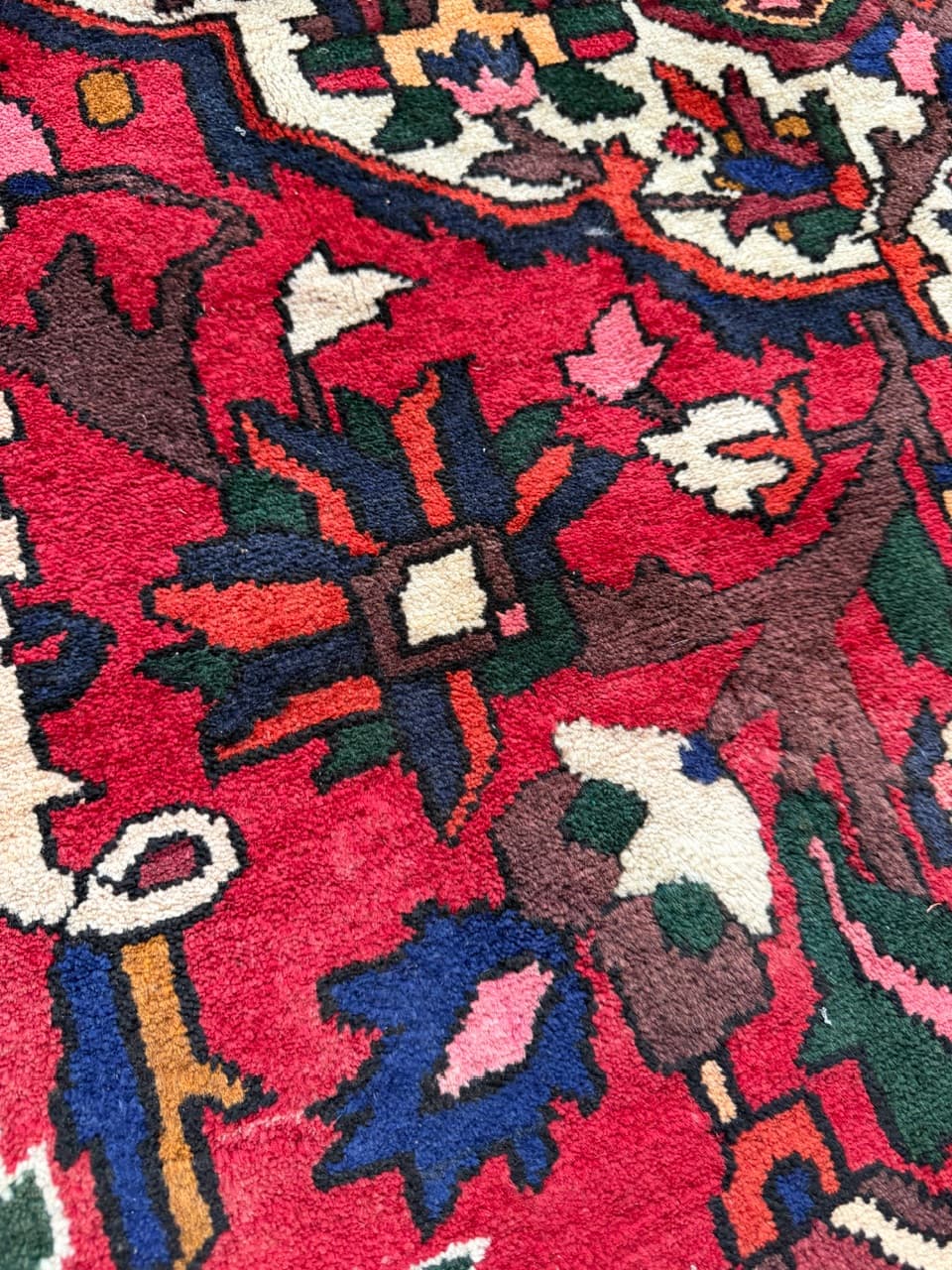 Rug Bahtiari Hamadan 320x210 cm, multicolor wool, Iran - 196268