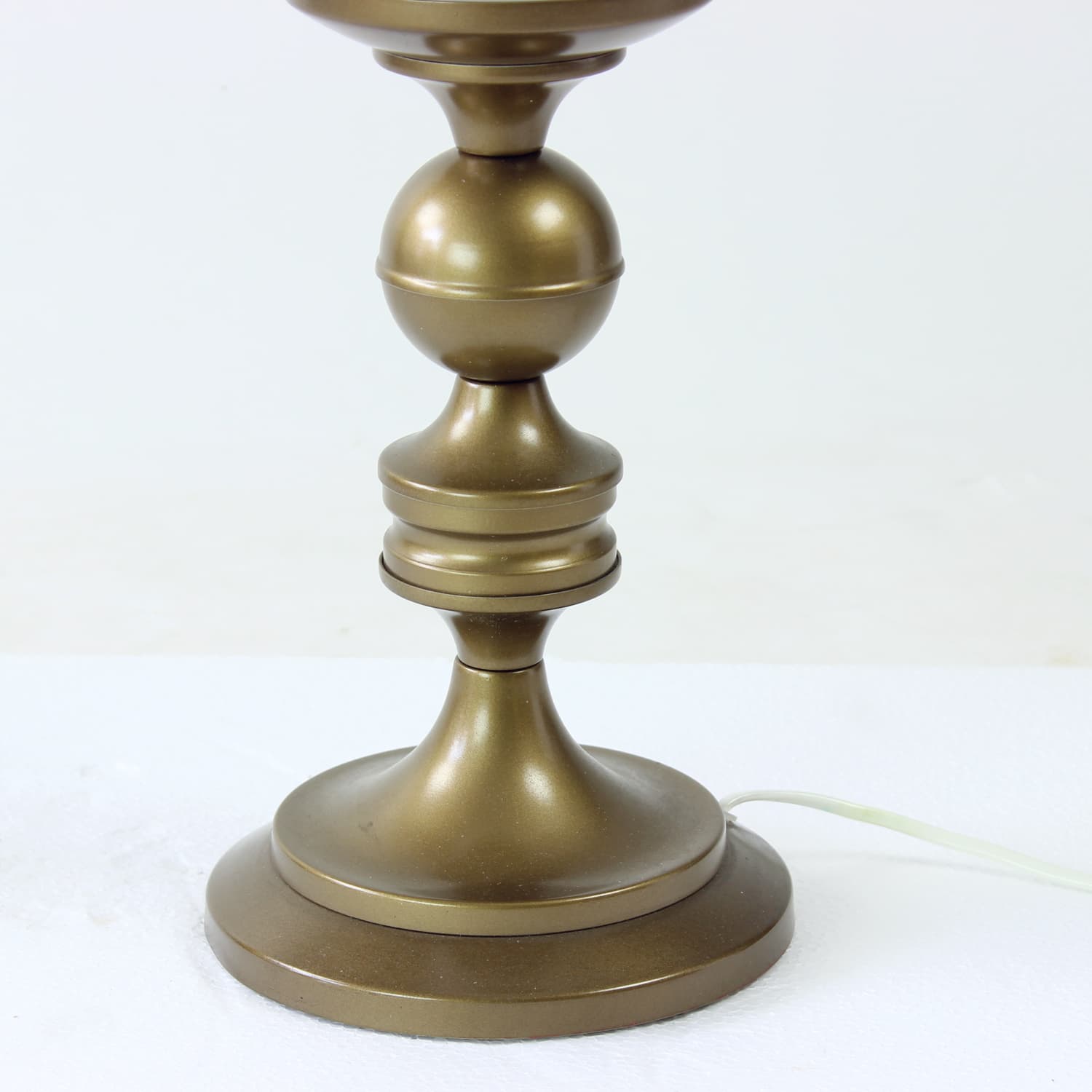 Lampa stołowa, złoty metal, szkło białe, lata 50. - 196414