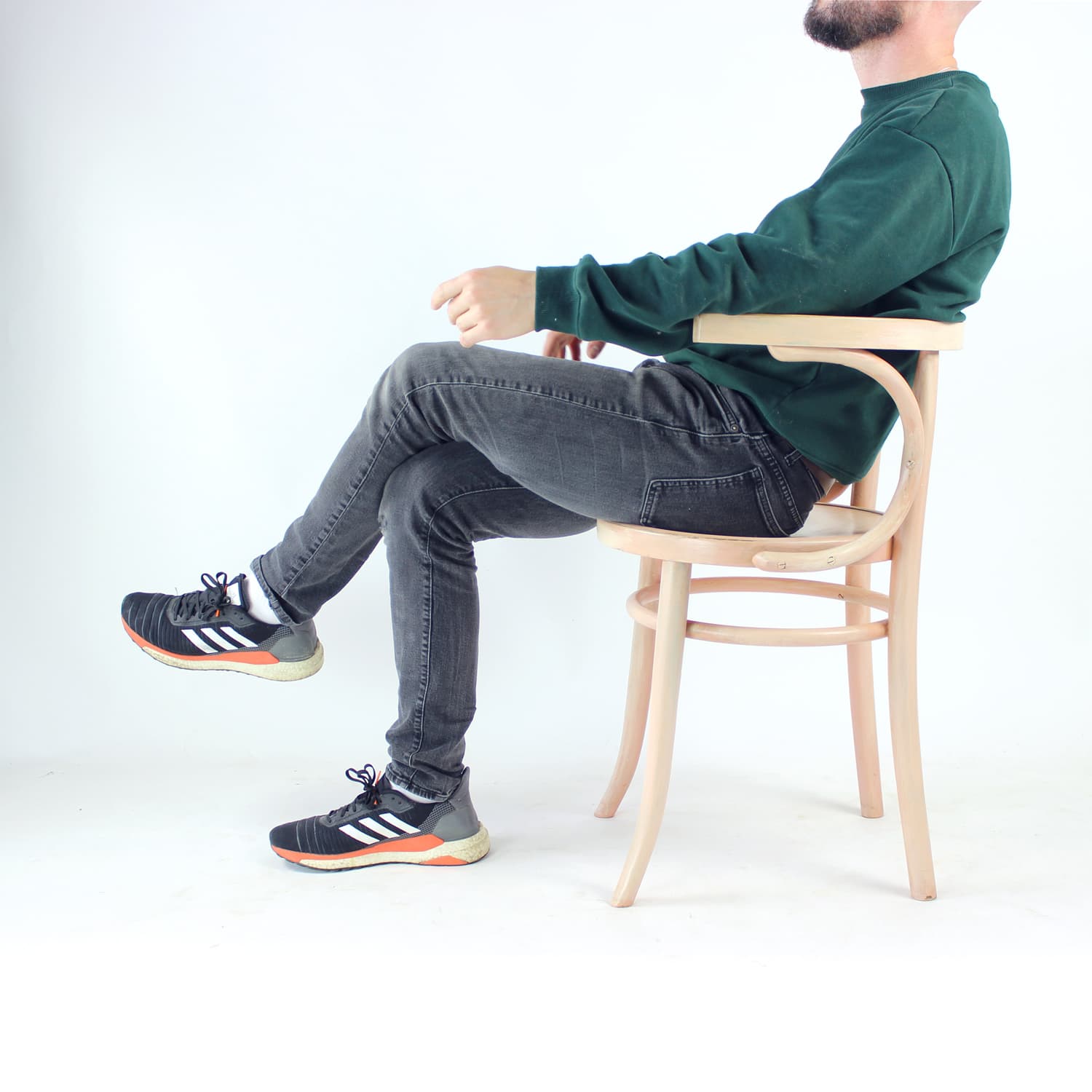 Chair No. 24, pink bentwood, by M. Thonet, TON, Czechoslovakia, 1950s. - 196434