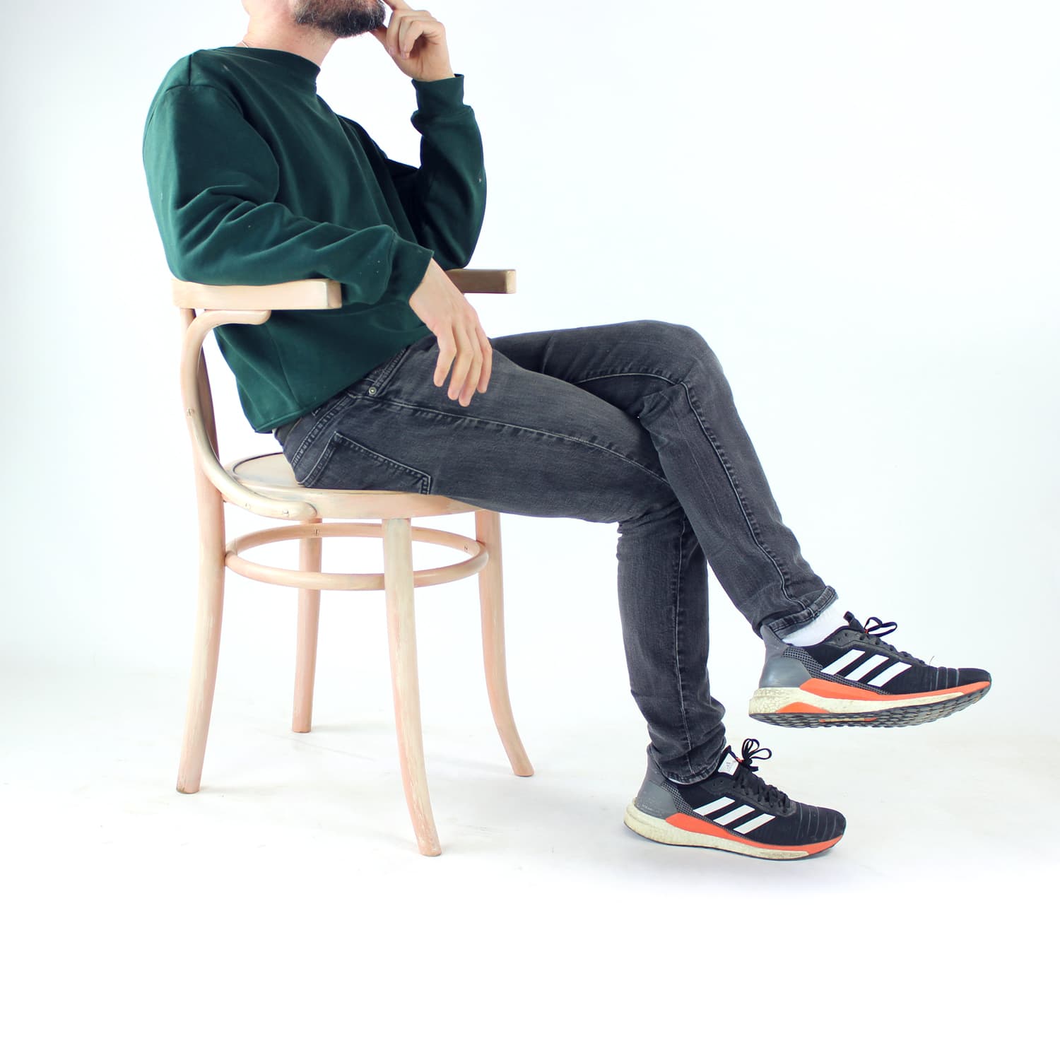 Chair No. 24, pink bentwood, by M. Thonet, TON, Czechoslovakia, 1950s. - 196433