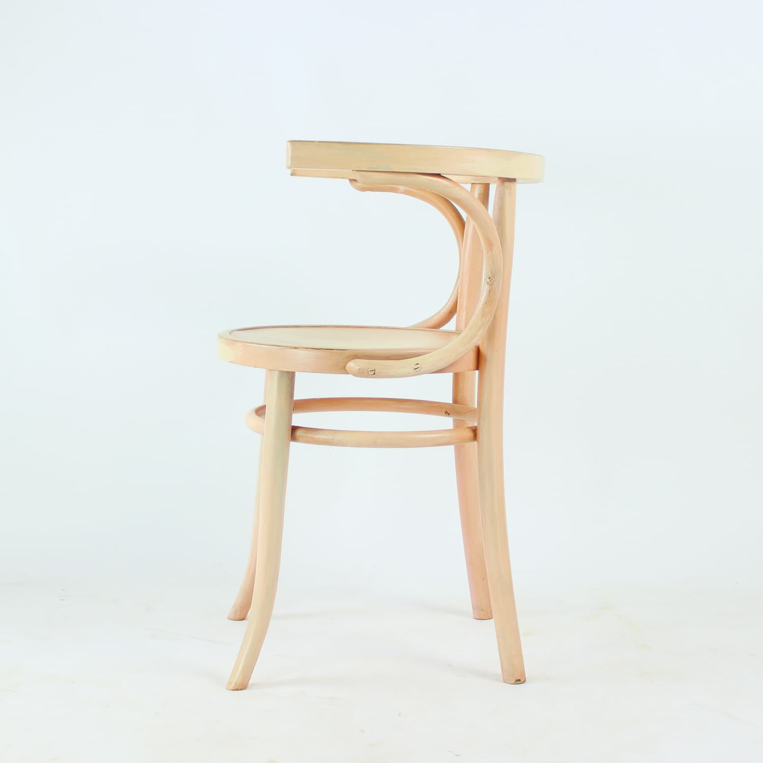 Chair No. 24, pink bentwood, by M. Thonet, TON, Czechoslovakia, 1950s. - 196428