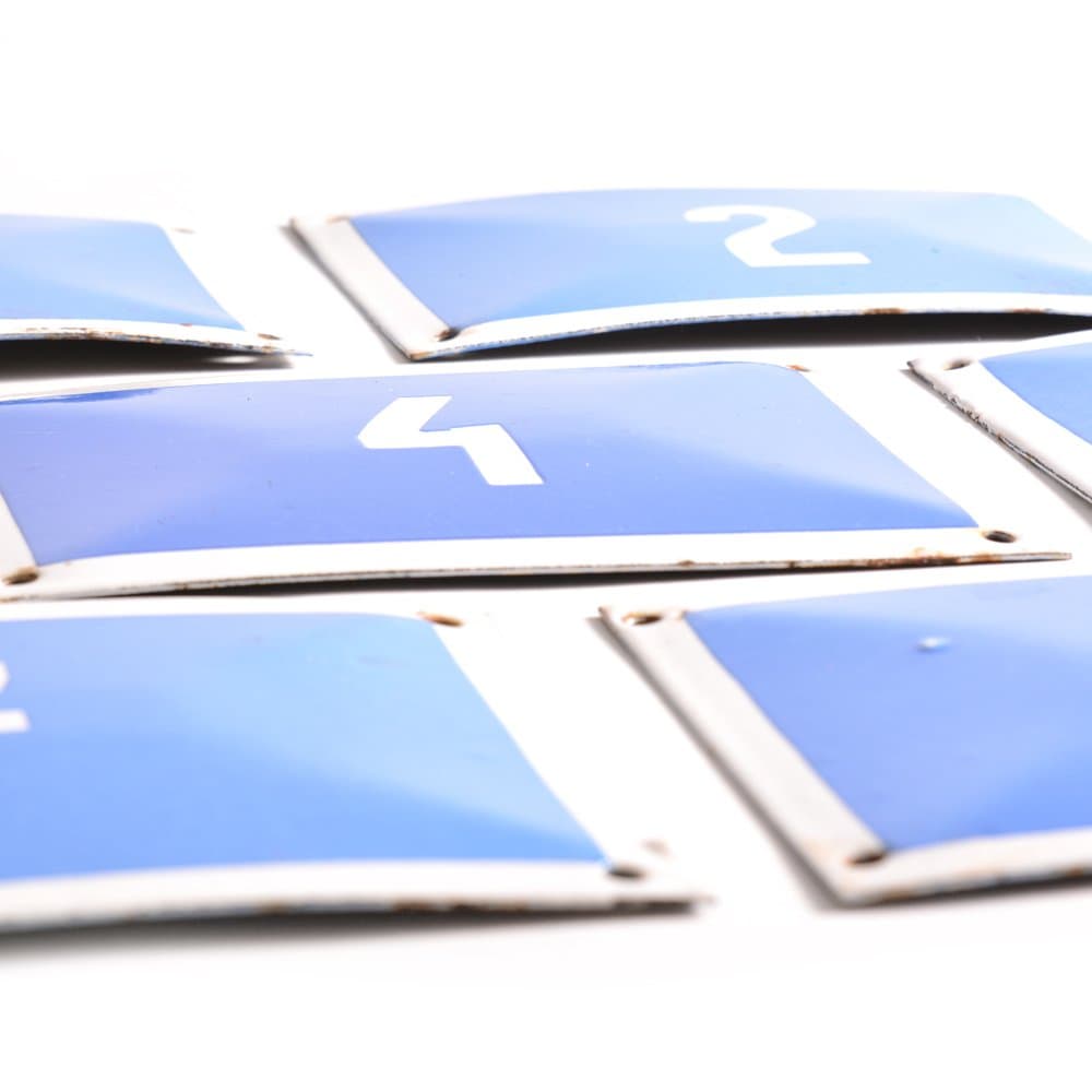 Zestaw tabliczek emaliowanych, niebieski, metal, Czechosłowacja, lata 50. - 196437