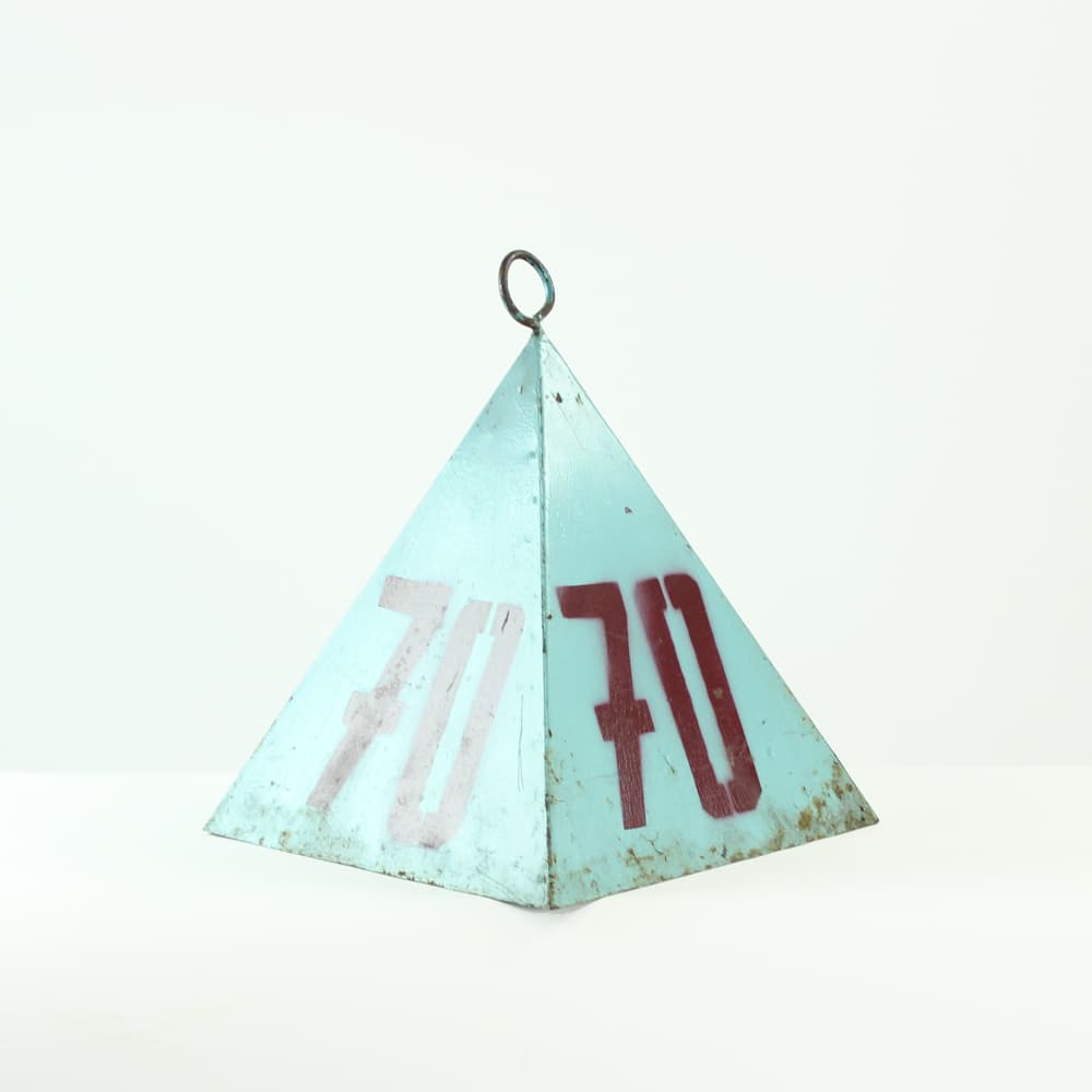 Zestaw dziewięciu piramid pomiarowych, turkus, stal, Czechosłowacja, lata 40. - 196444