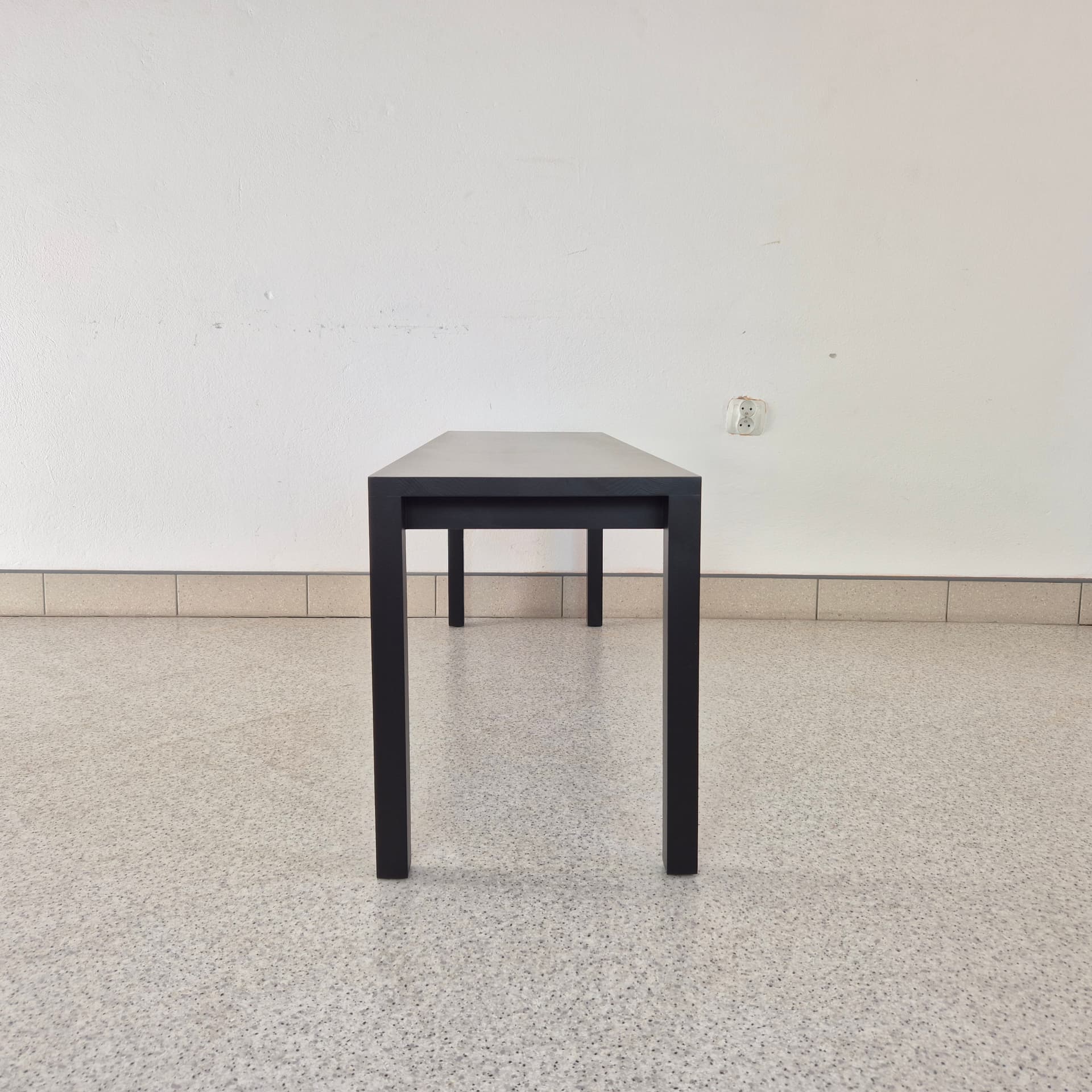 Ławka Silent, jesion czarny, proj. Big-Game, dla Valerie Objects, Belgia, XXI w. - 196929