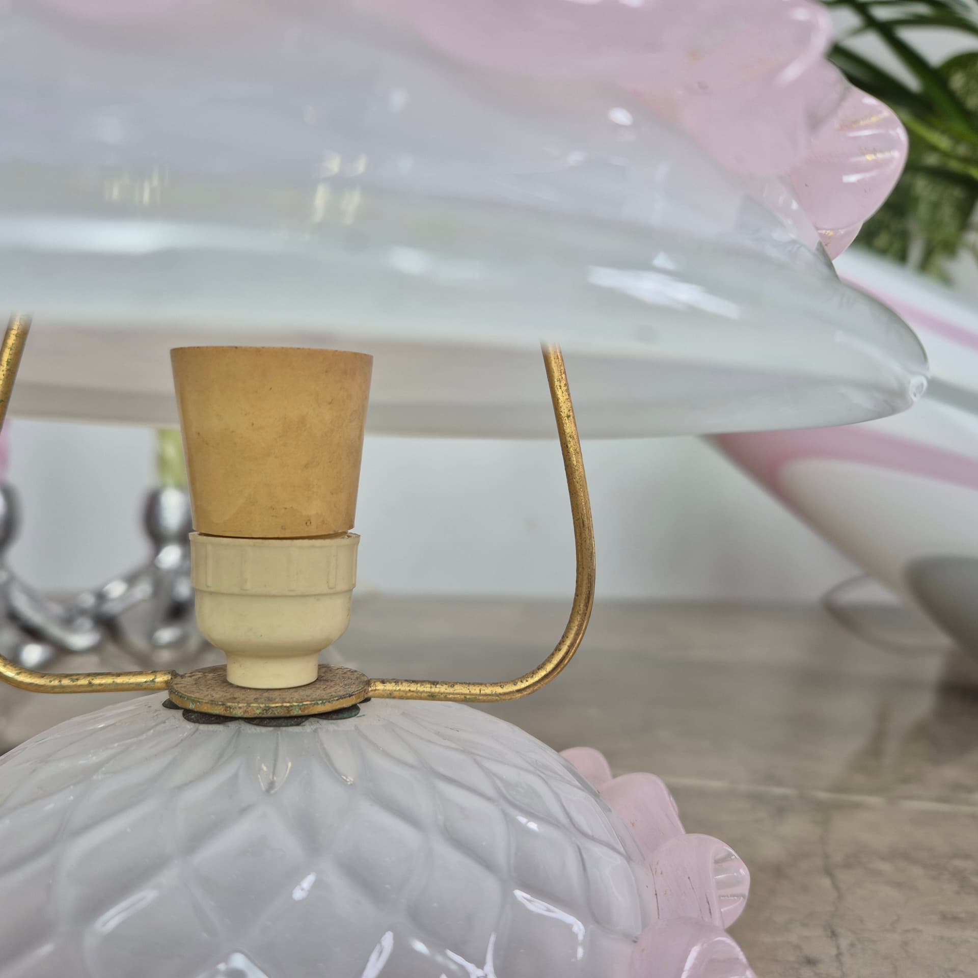 Lampka stołowa Murano, szkło białe, Włochy, lata 50. - 197143