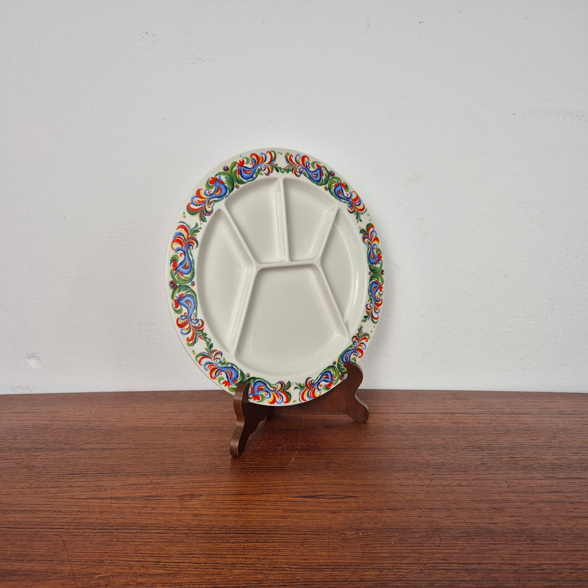 Fondue plate, ivory porcelain, Villeroy & Boch, Germany, 1970s. - 197159