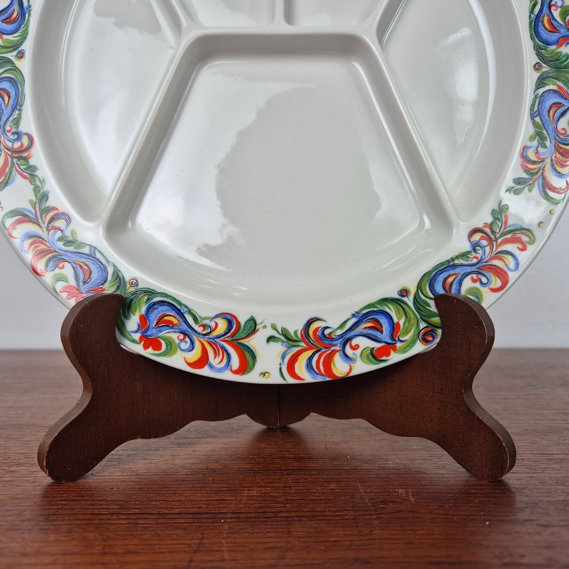 Fondue plate, ivory porcelain, Villeroy & Boch, Germany, 1970s. - 197161