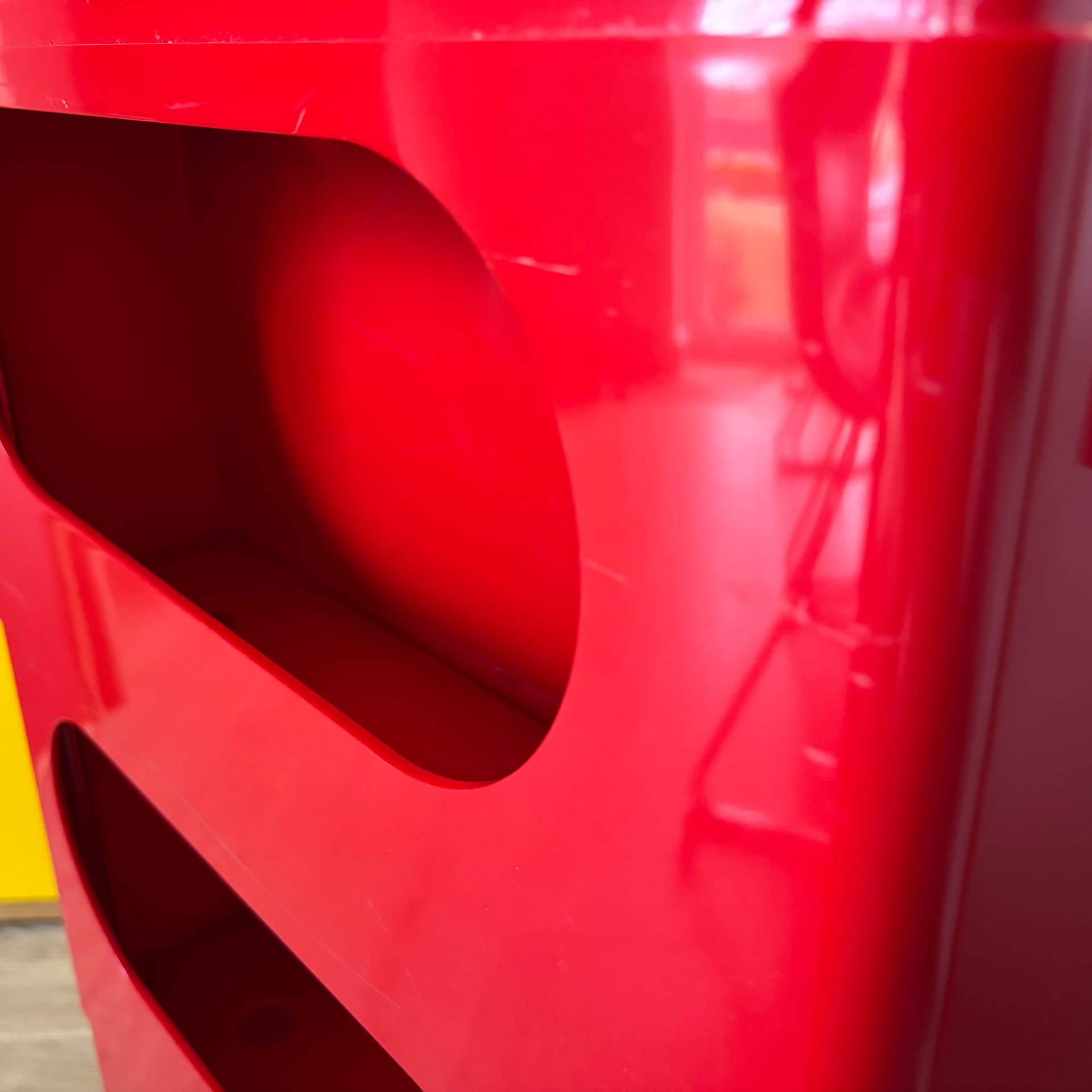 Organizer biurowy, czerwony, plastik, proj. J. Colombo, Włochy, lata 70. - 197206