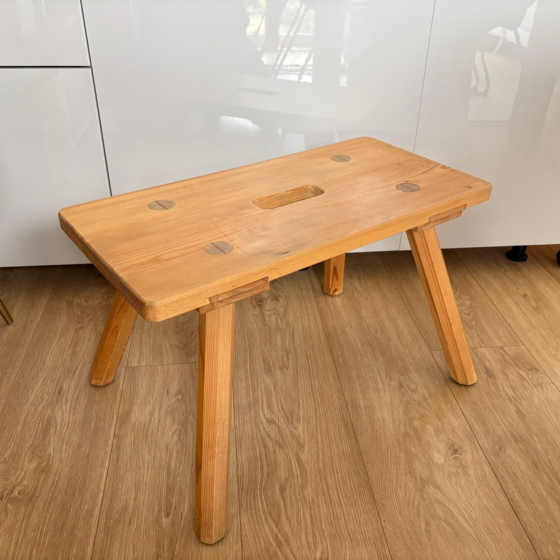 Stool, light brown pine, Germany, 1980s. - 197306