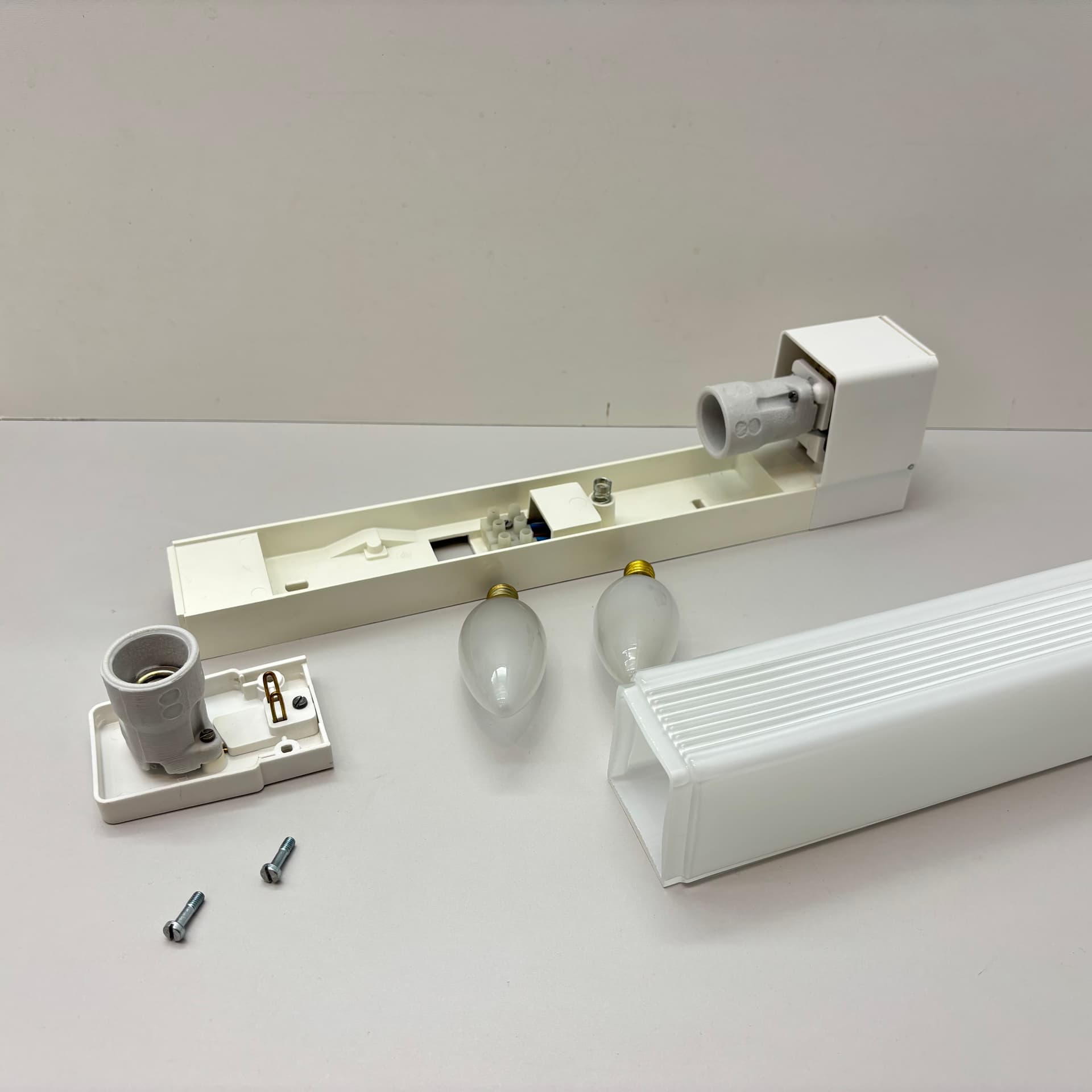 Kinkiet, beżowy, bakelit, Niemcy, lata 70. - 197358