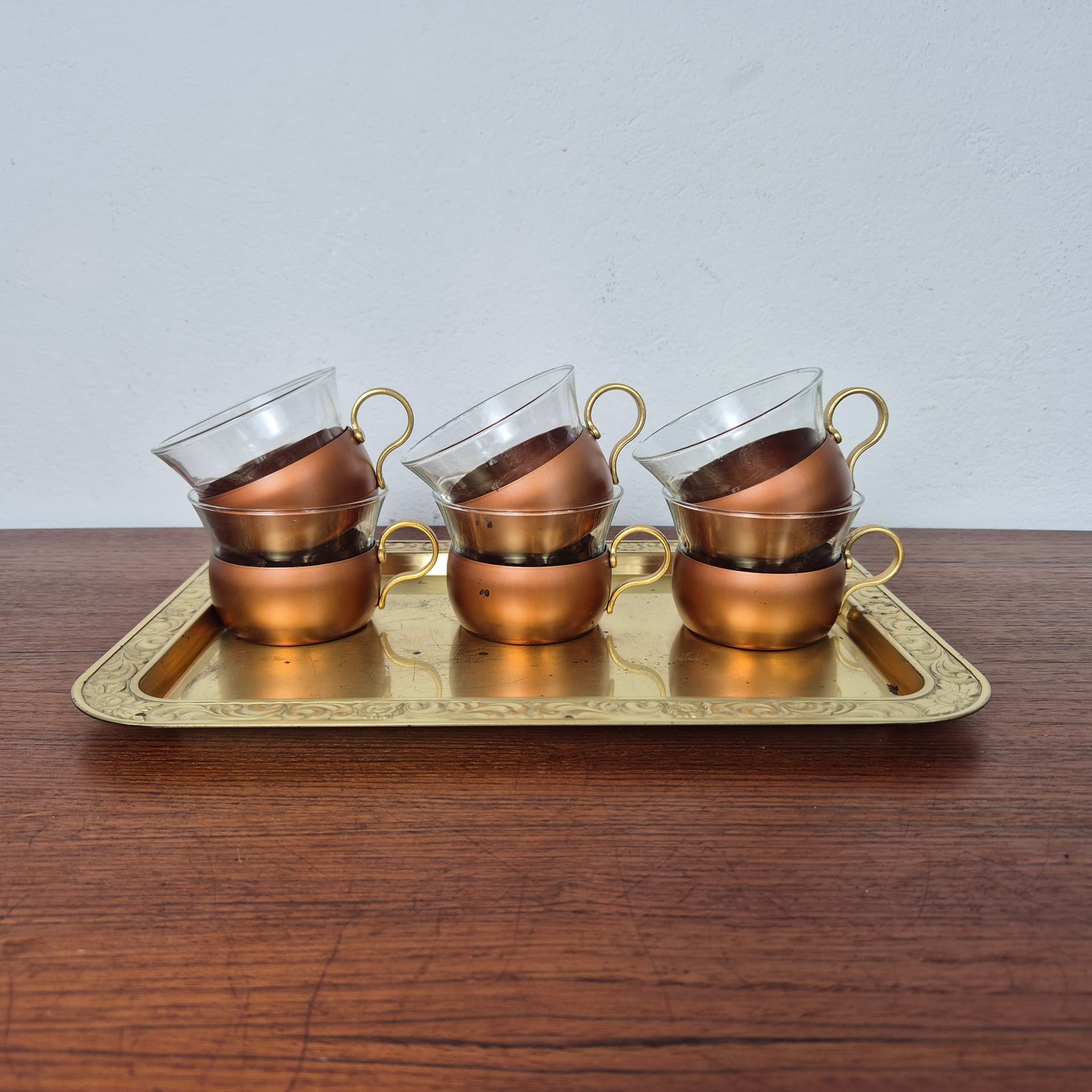 Komplet szklanek z tacą, szkło transparentne, miedź, mosiądz złoty, Schott & Mainz, Niemcy, lata 70. - 197500