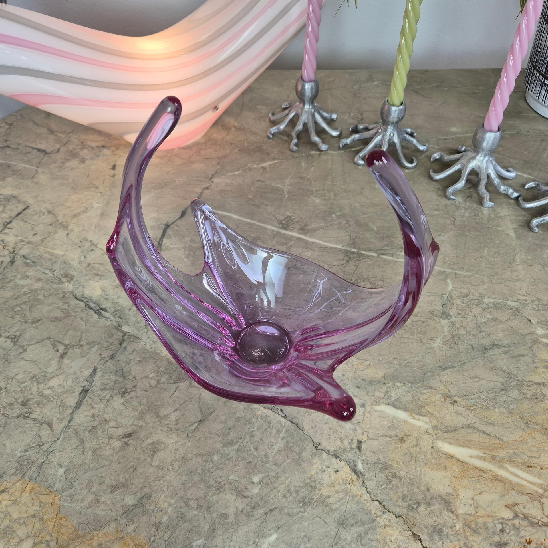 Decorative bowl, violet, glass, Belgium, 1960s. - 197547