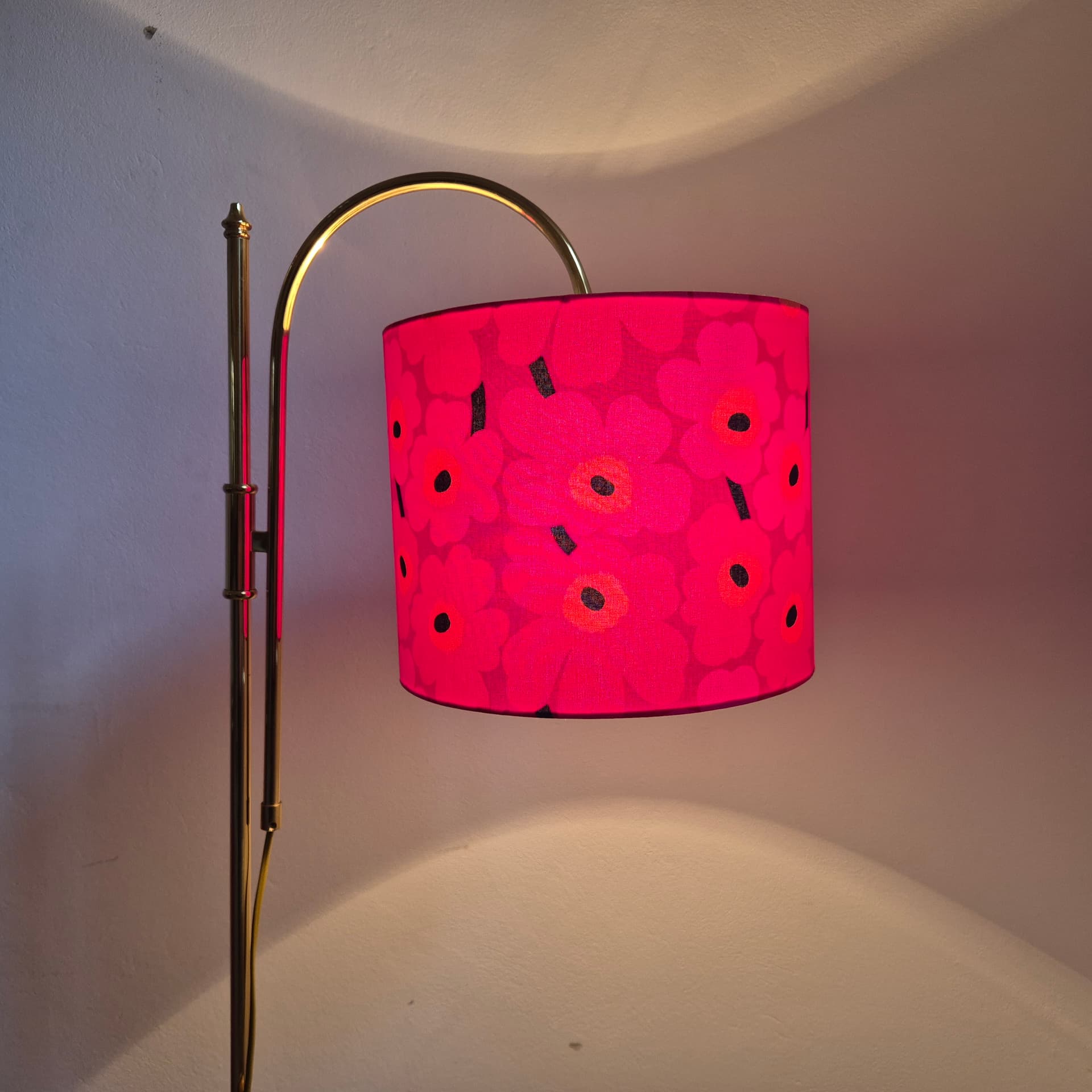 Floor lamp, Marimekko lampshade, golden brass, Marimekko, Germany, 1970s. - 197807