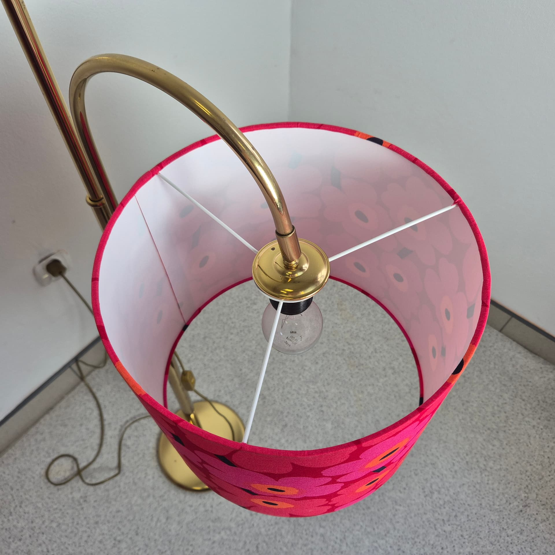 Floor lamp, Marimekko lampshade, golden brass, Marimekko, Germany, 1970s. - 197802