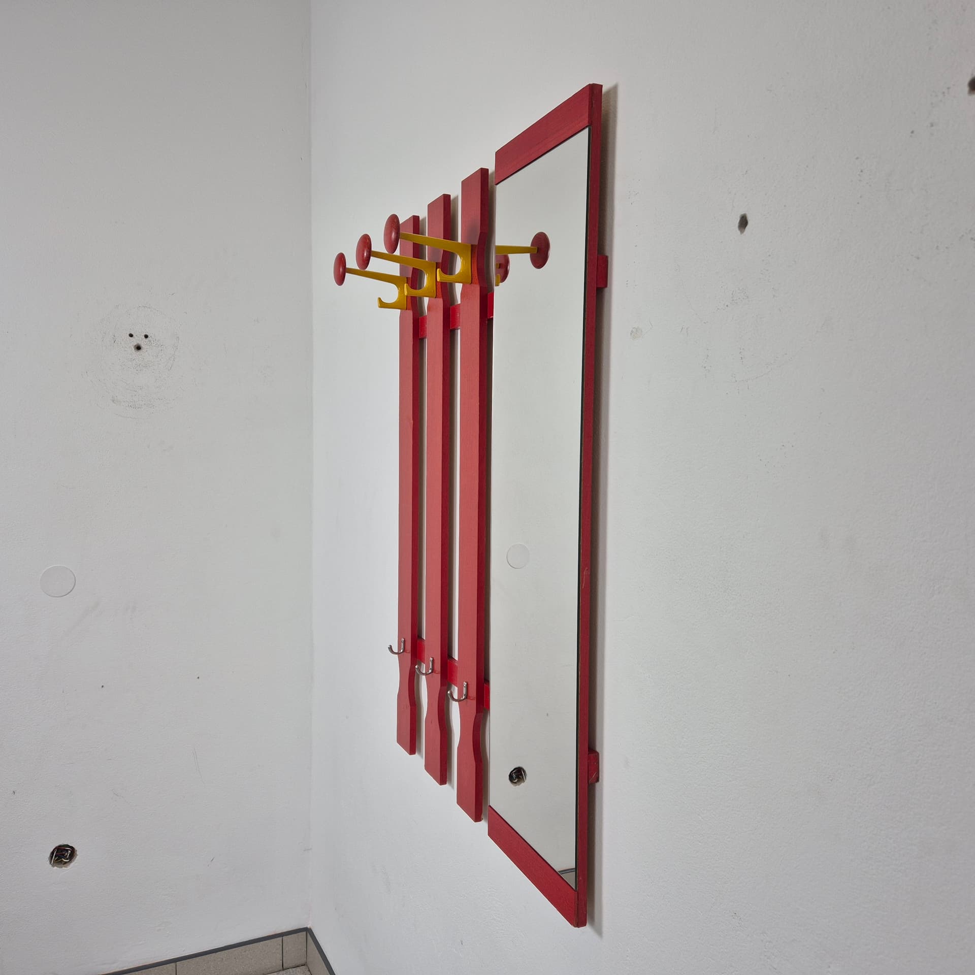 Wall-Mounted Coat Rack Memphis, red, wood metal glass, Germany, 1970s. - 197811