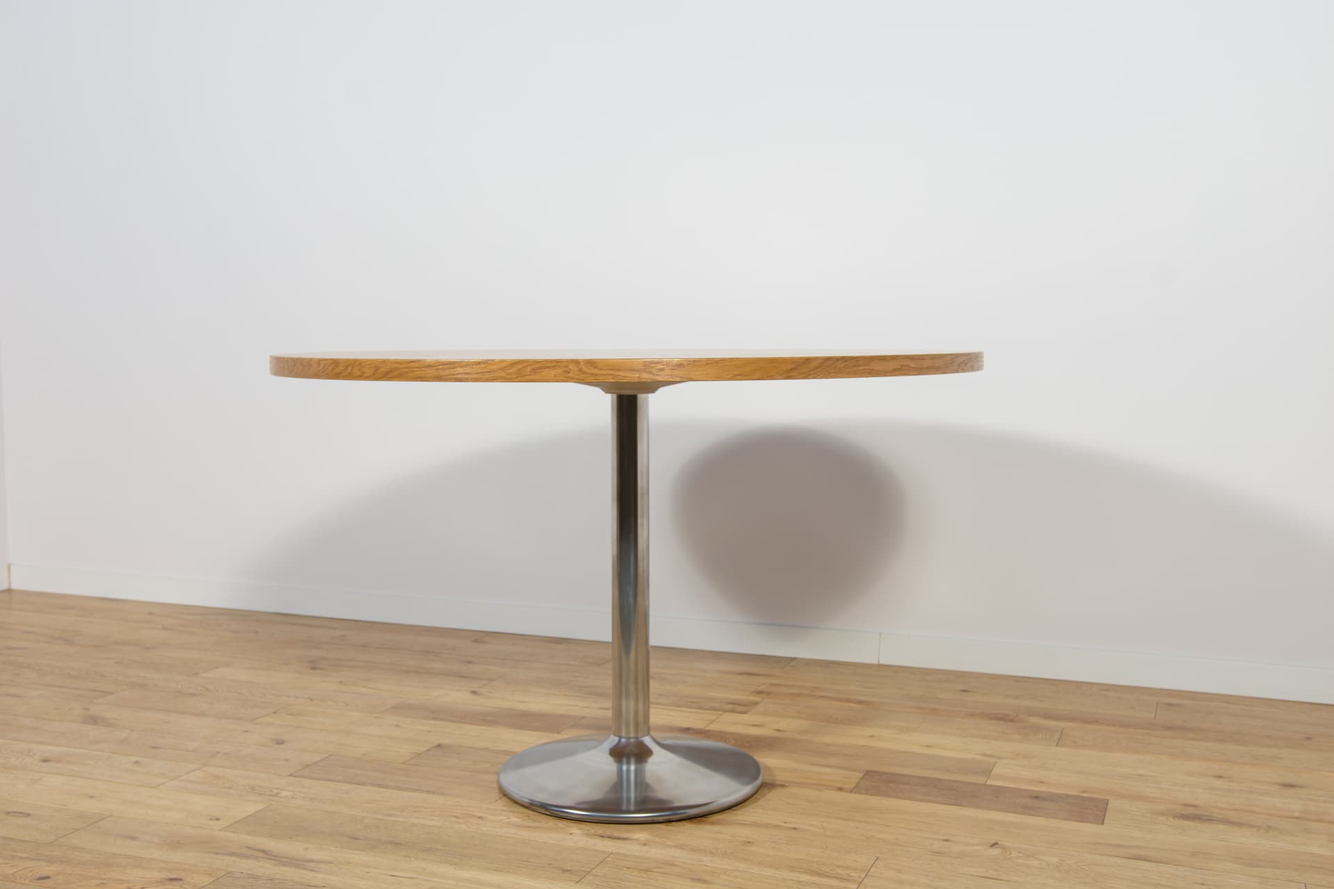 Round table, light oak, aluminium, Denmark, 1970s. - 197870
