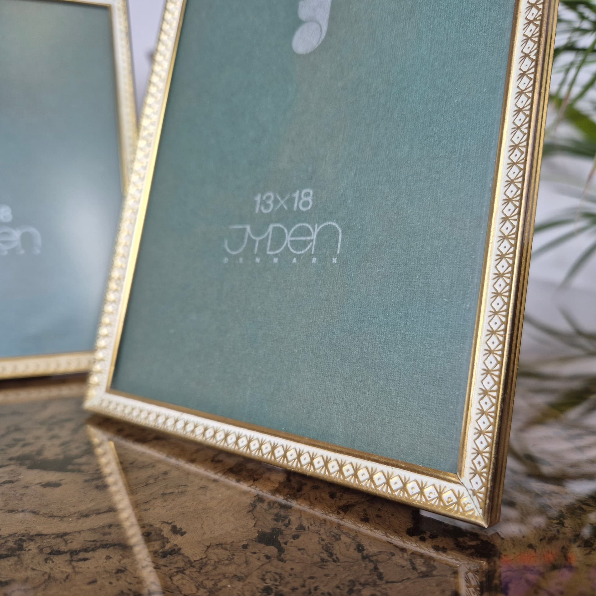 Picture frame, golden brass, Denmark, 1970s. - 197900