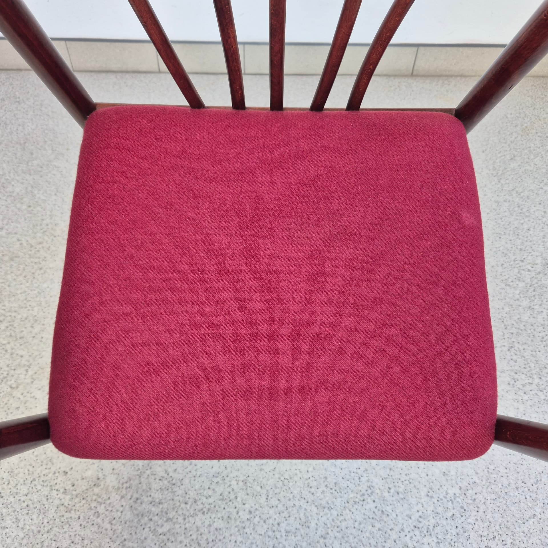 Krzesło gabinetowe, mahoń, wełna bordo, Dania, lata 70. - 198050