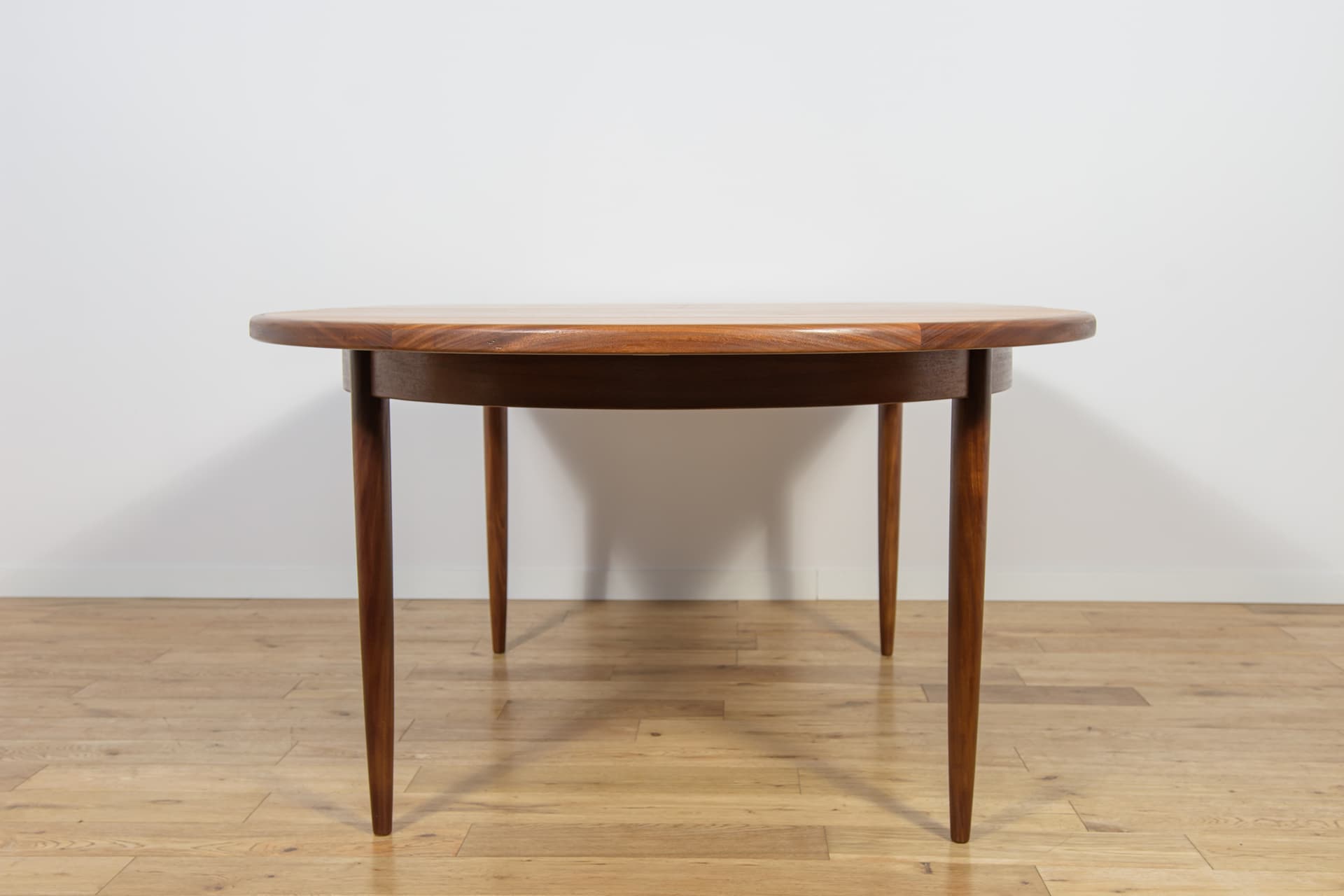 Oval Extendable Table, light brown teak, G-Plan, United Kingdom, 1960s. - 198074