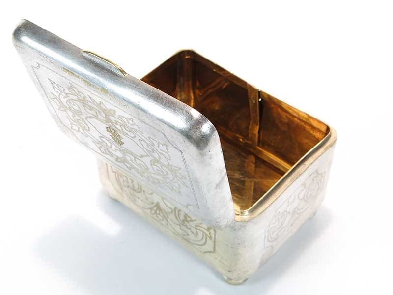 Cukiernica skrzynkowa Art déco, mosiądz srebrny, Bracia Henneberg, Polska, lata 30. - 198124