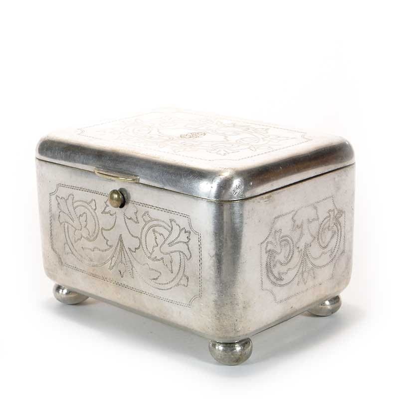 Cukiernica skrzynkowa Art déco, mosiądz srebrny, Bracia Henneberg, Polska, lata 30. - 198119