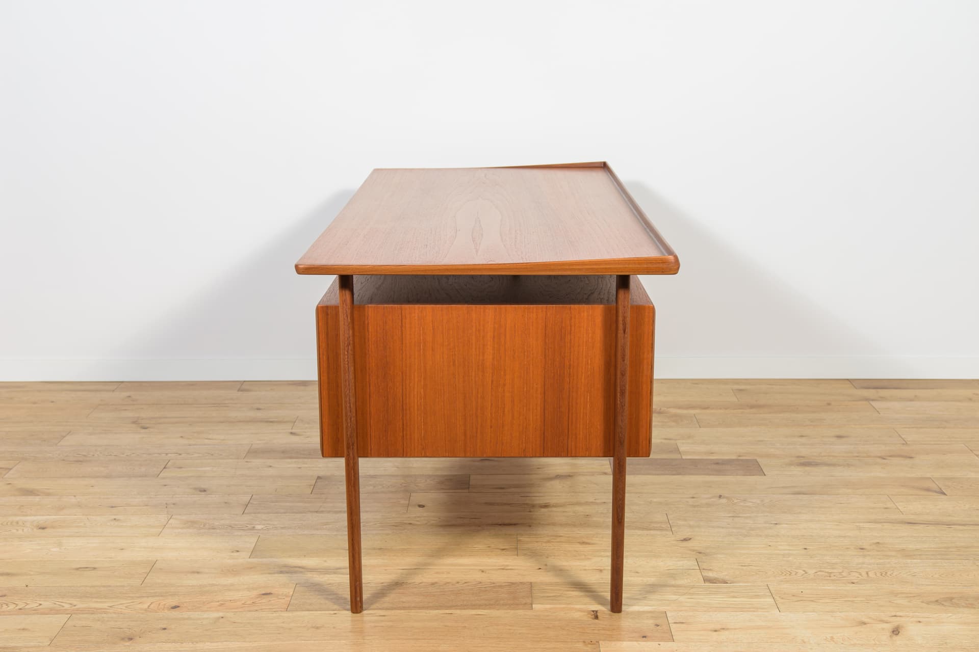 Desk, brown teak, by P. Løvig Nielsen, Denmark, 1960s. - 198170