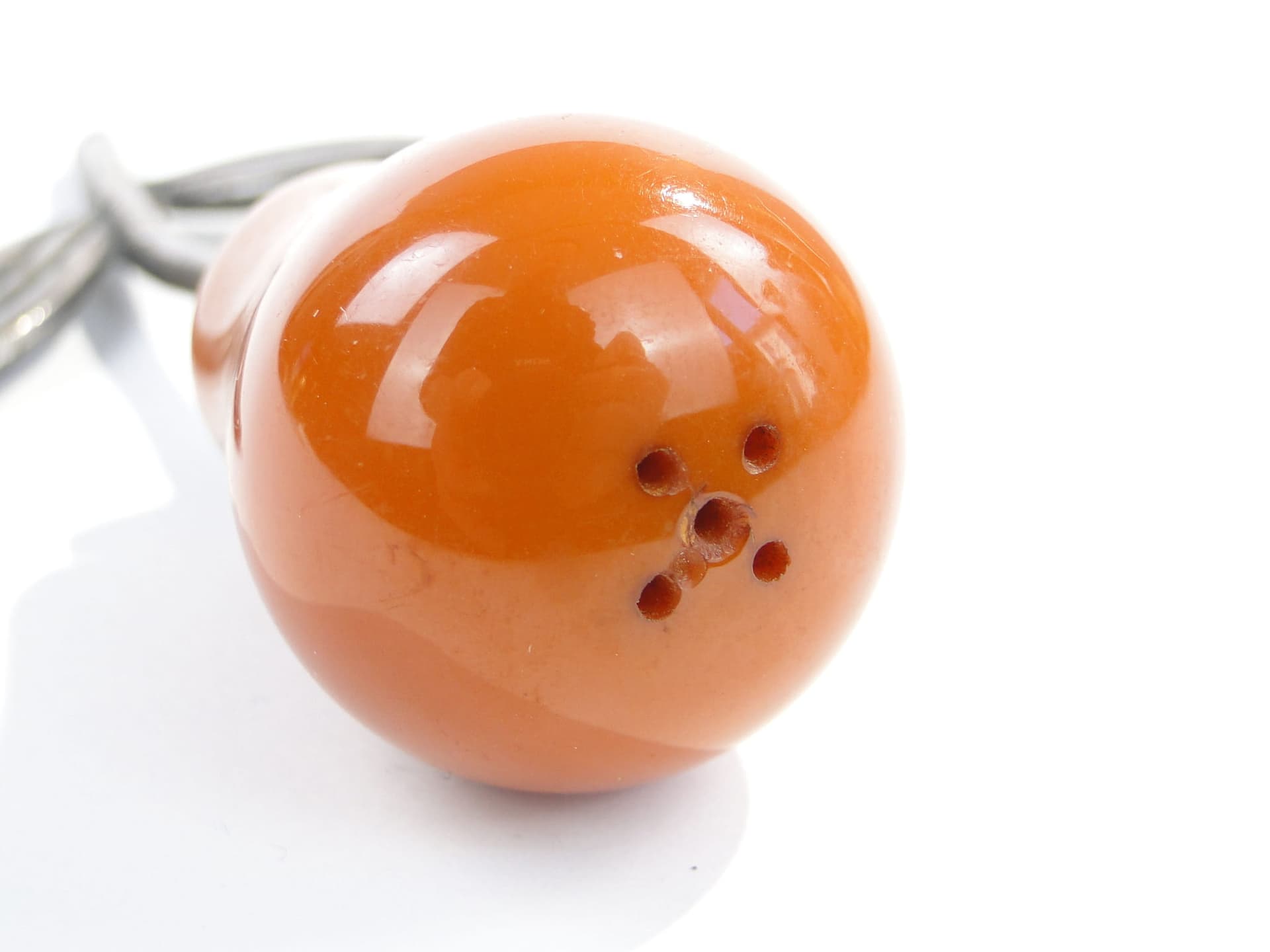 Solniczka Art déco, pomarańczowy bakelit, Niemcy, lata 20. - 198217