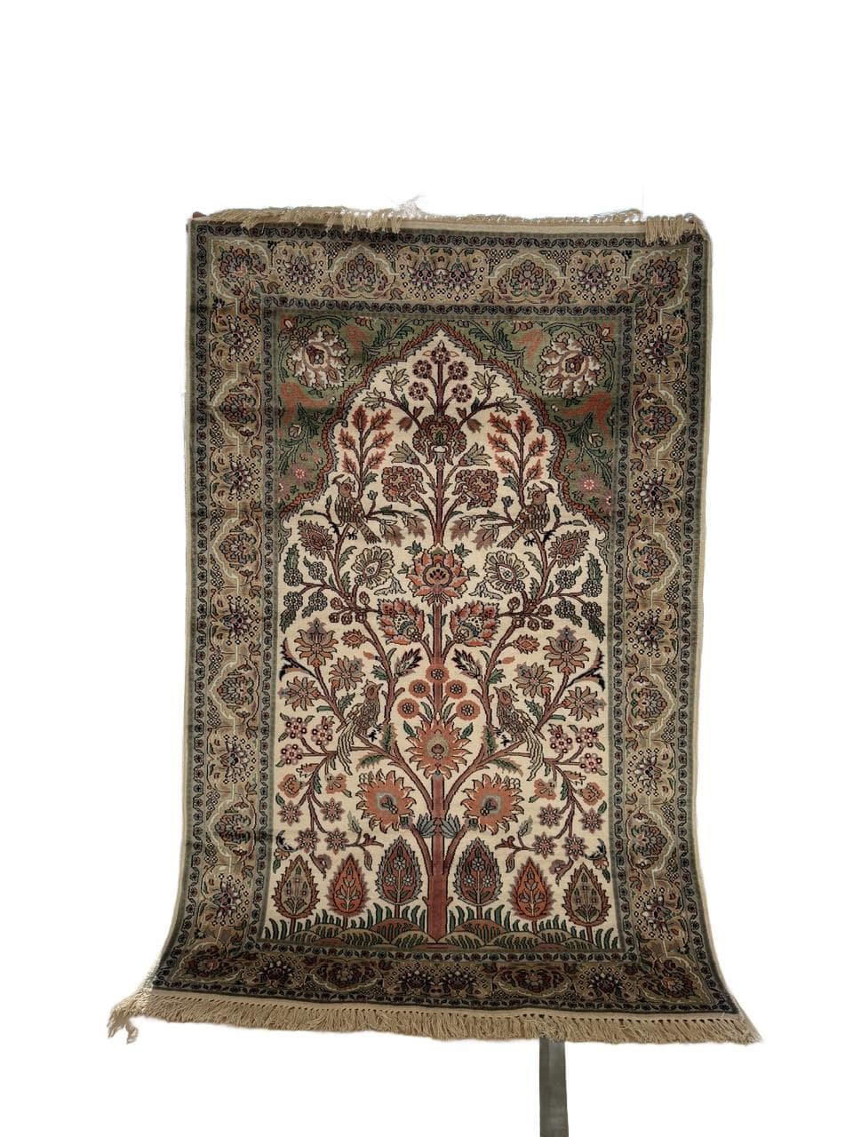 Rug Ghoum, 195x115 cm, ivory silk, India