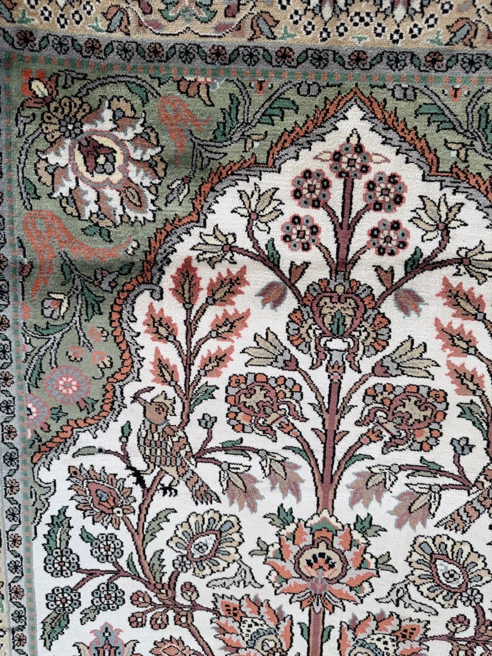 Rug Ghoum, 195x115 cm, ivory silk, India - 198244