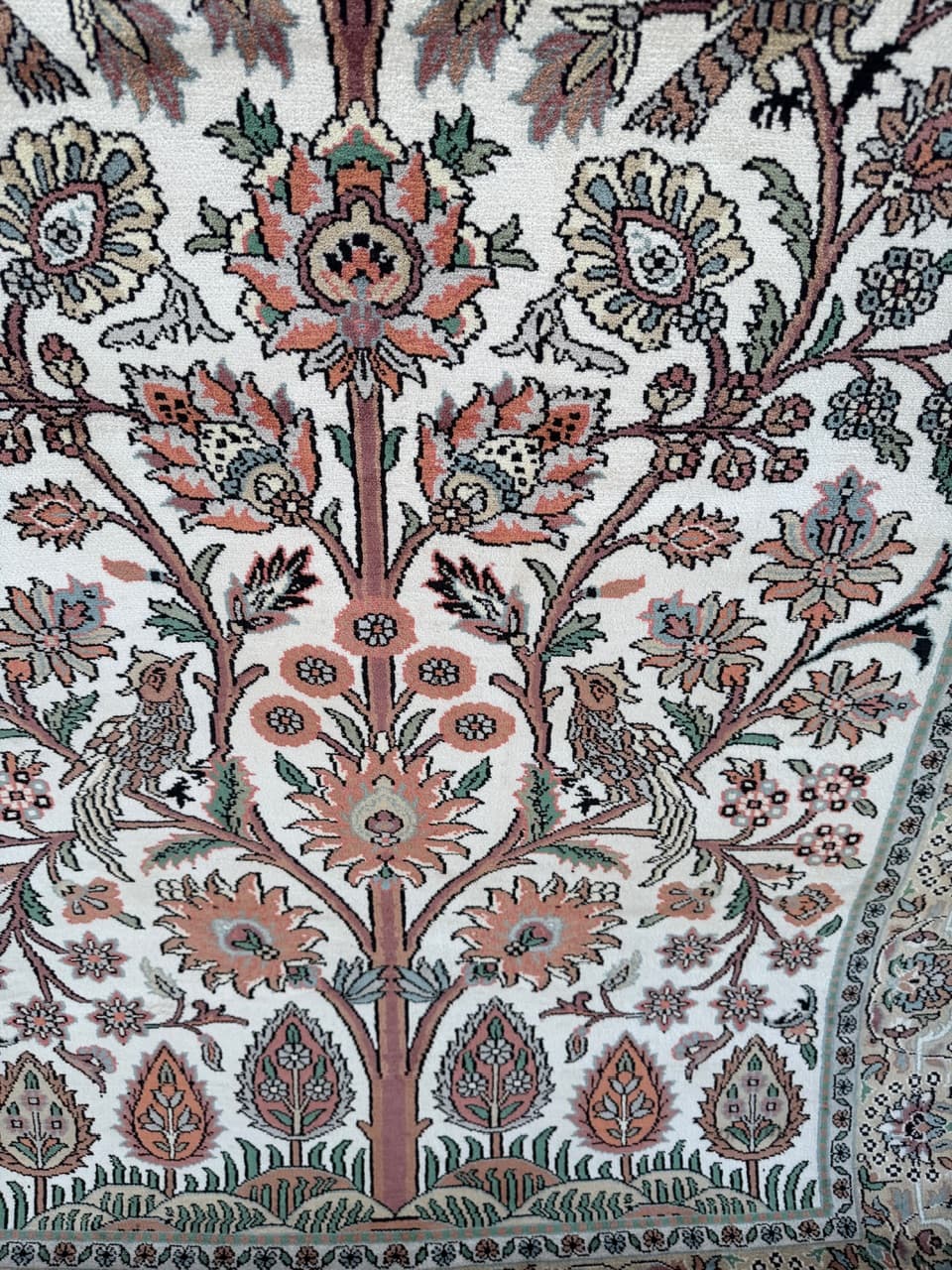 Rug Ghoum, 195x115 cm, ivory silk, India - 198238