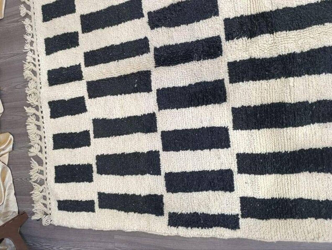 Handwoven rug 100x200 cm, wool, ivory, black, Morocco - 200280
