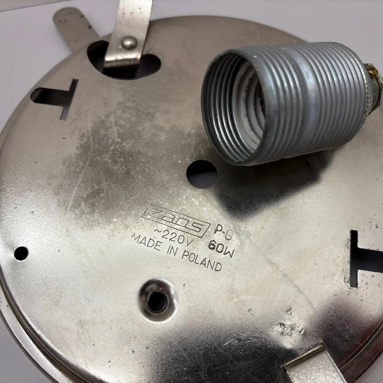 Plafon Bauhaus, szkło białe, metal, Zakłady Sprzętu Oświetleniowego Zaos, Polska, lata 80. - 13948