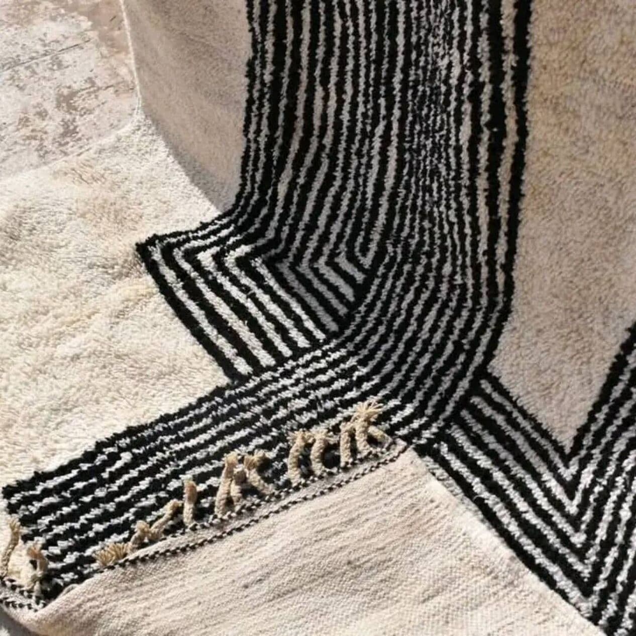 Hand-woven rug 150x250 cm, wool, ivory, black, Morocco - 199924