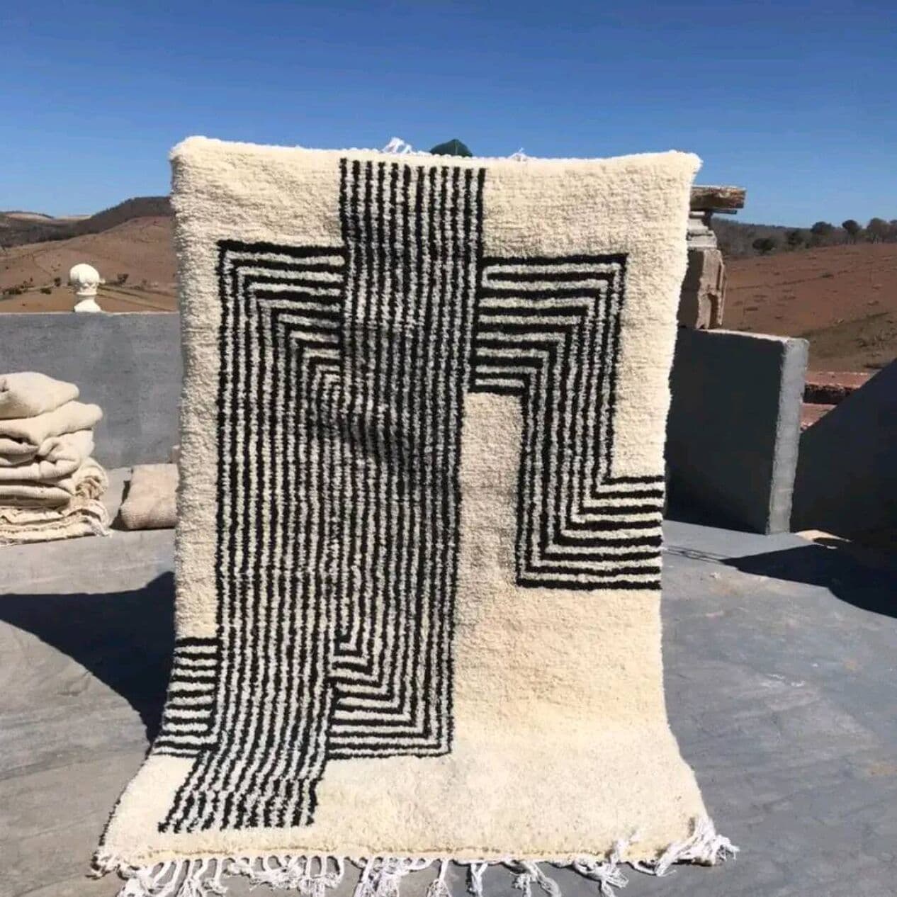 Hand-woven rug 150x250 cm, wool, ivory, black, Morocco - 199925