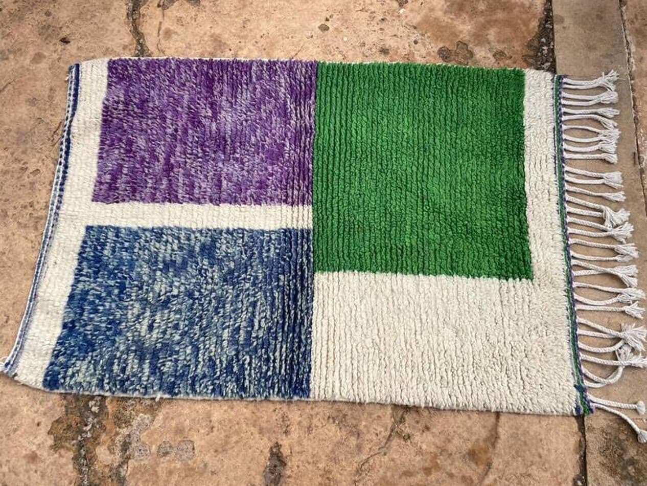 Ręcznie tkany dywan 200x300 cm, wełna, zielony, biały, fioletowy, niebieski, Maroko - 199900
