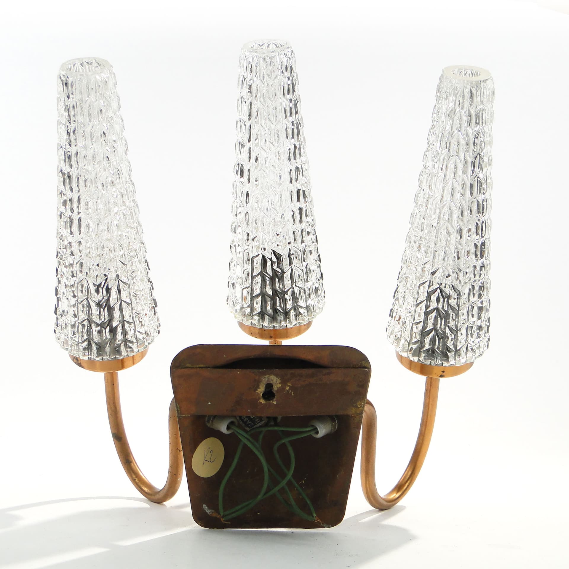 Kinkiet trójramienny, miedź, szkło, Polska, lata 70. - 1388