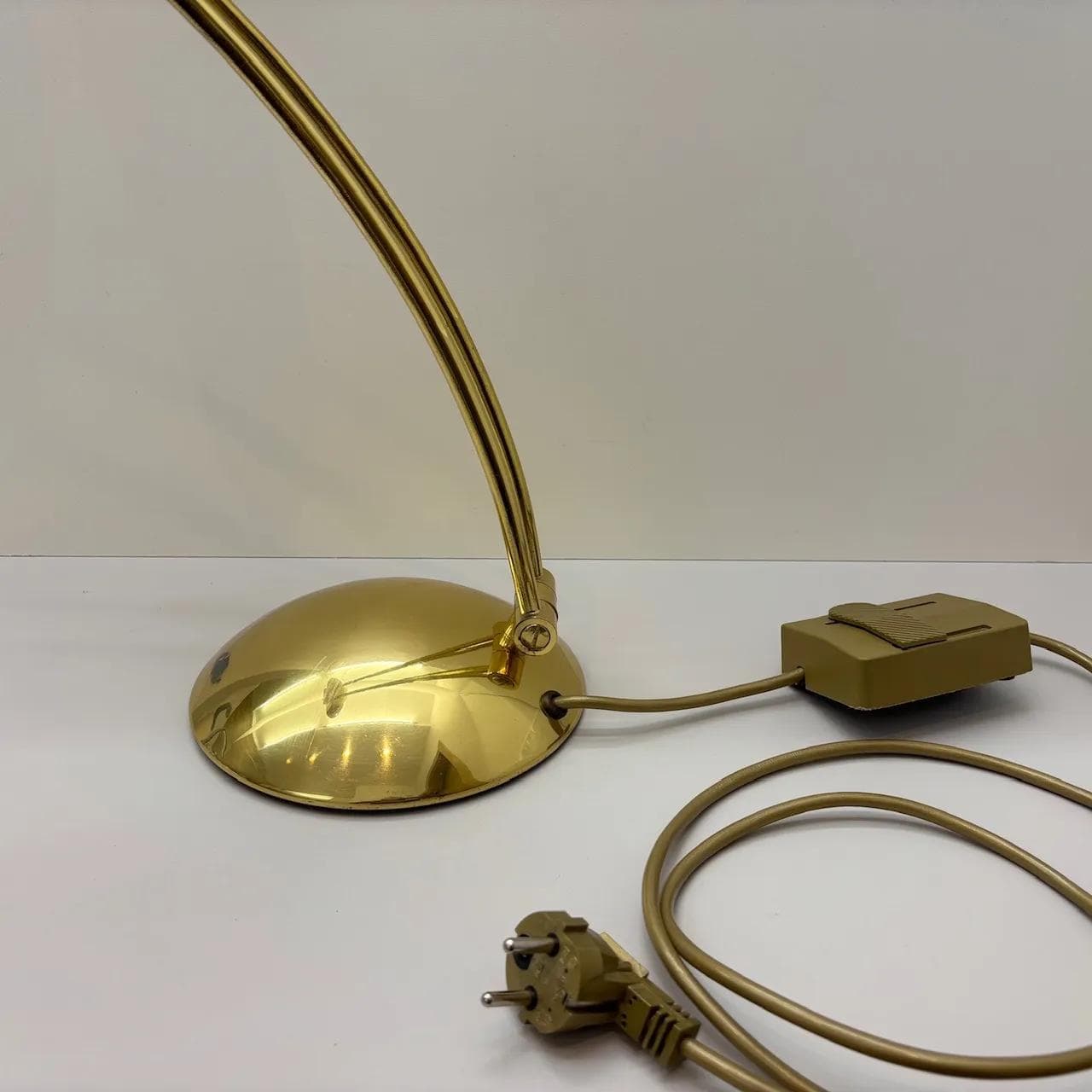 Lampa biurkowa, złoty mosiądz, Hustadt Leuchten, Niemcy, lata 70. - 14035