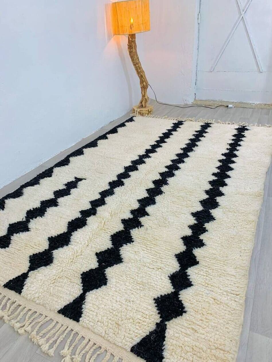 Handwoven rug 250x150 cm, wool, ivory, black, Morocco - 199331