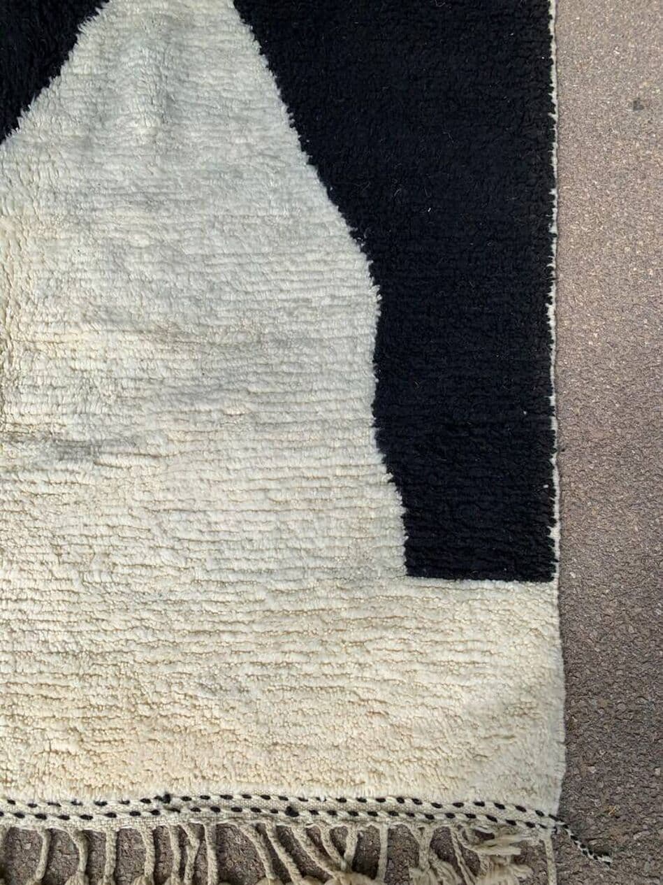 Ręcznie tkany dywan 150x250 cm, wełna, czarny, kość słoniowa, Maroko - 199311