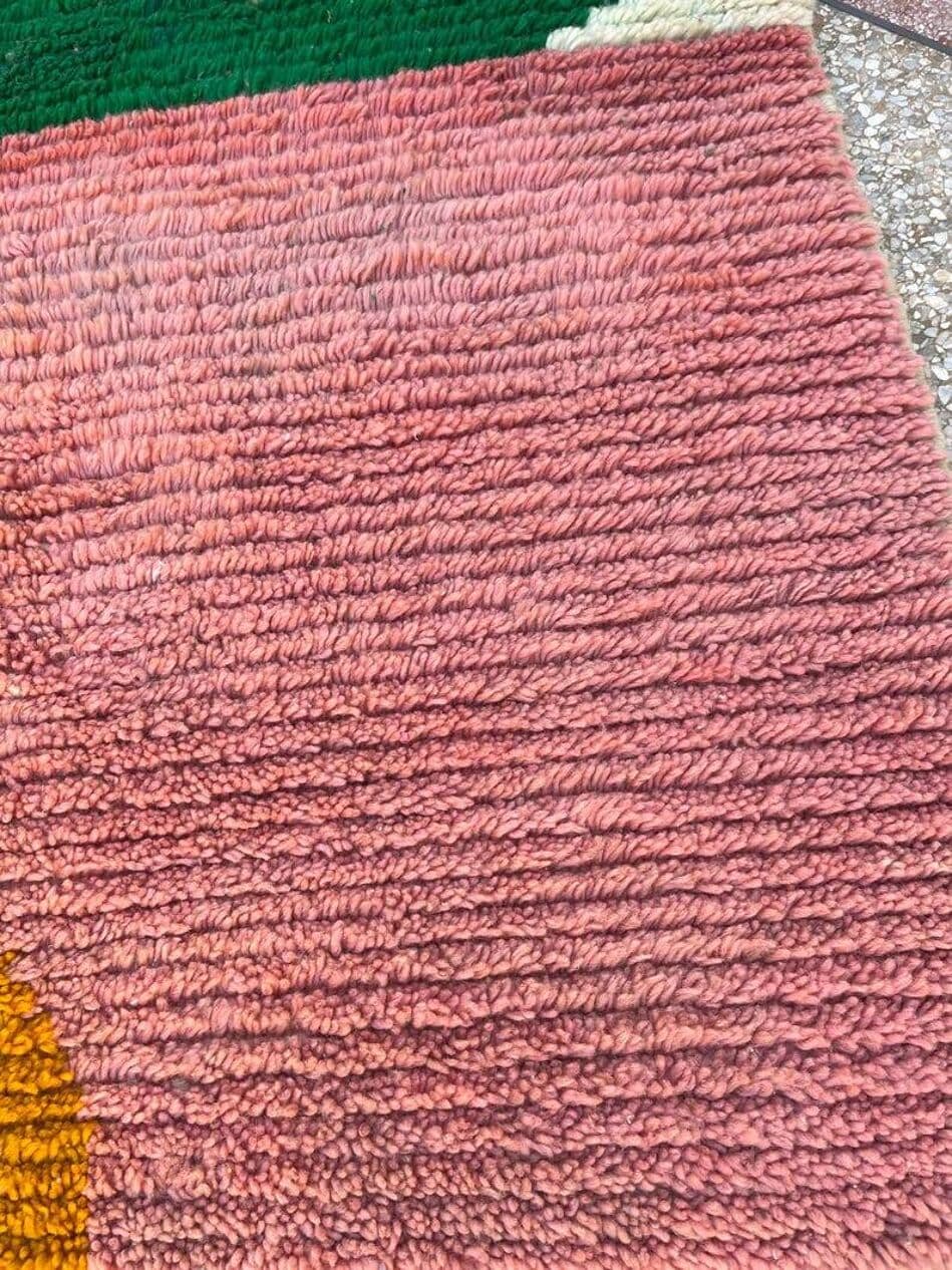Ręcznie tkany dywan 200x300 cm, wełna, zielony, różowy, biały, ochra, Maroko - 199188