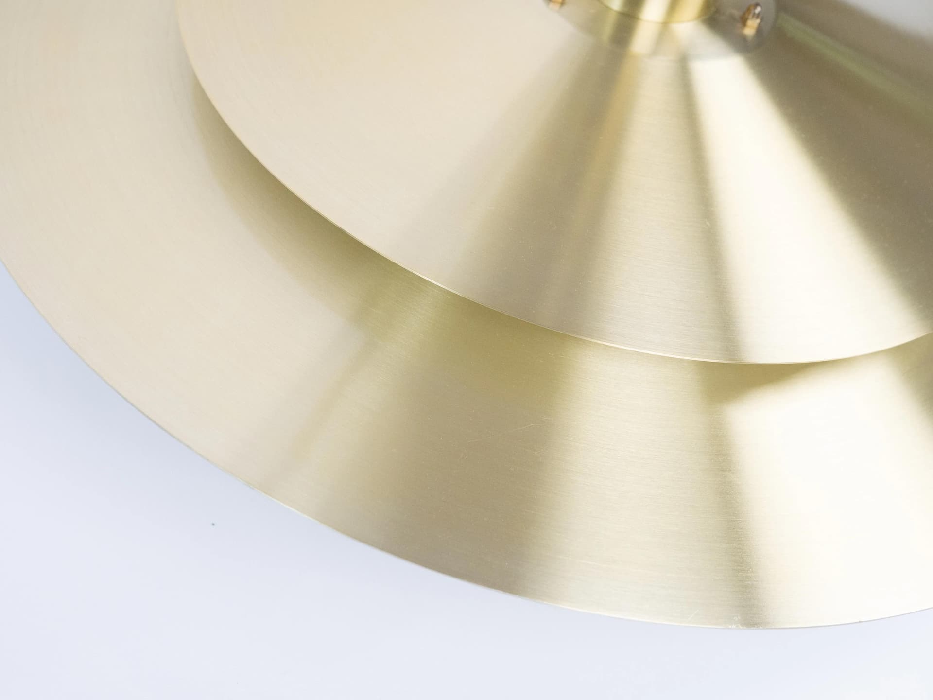 Złota aluminiowa lampa wisząca, skandynawski styl, Dania, lata 70. - 14578