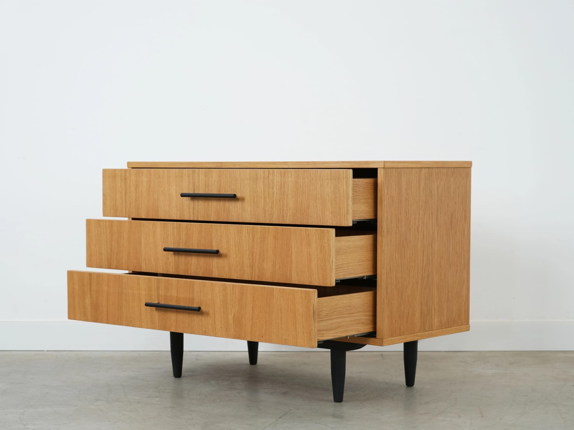 Komoda, skandynawski design, dąb jasny, Polska, lata 60. - 14351
