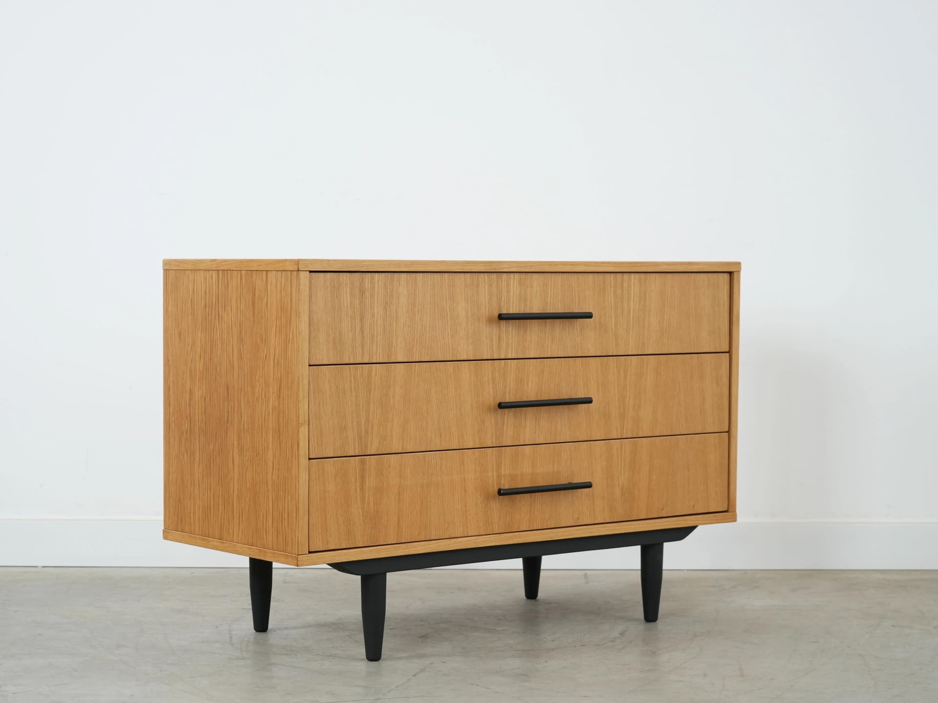 Komoda, skandynawski design, dąb jasny, Polska, lata 60. - 14352