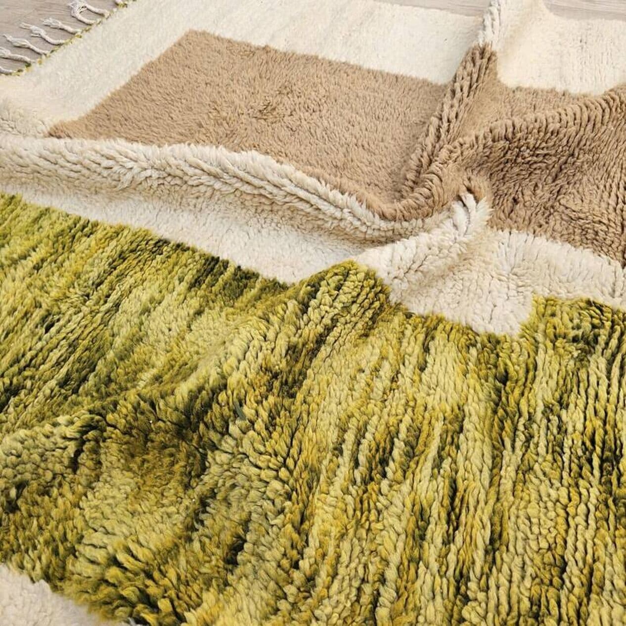 Ręcznie tkany dywan 250x150 cm, wełna, kremowy, brązowy, zielony, żółty, Maroko - 201457