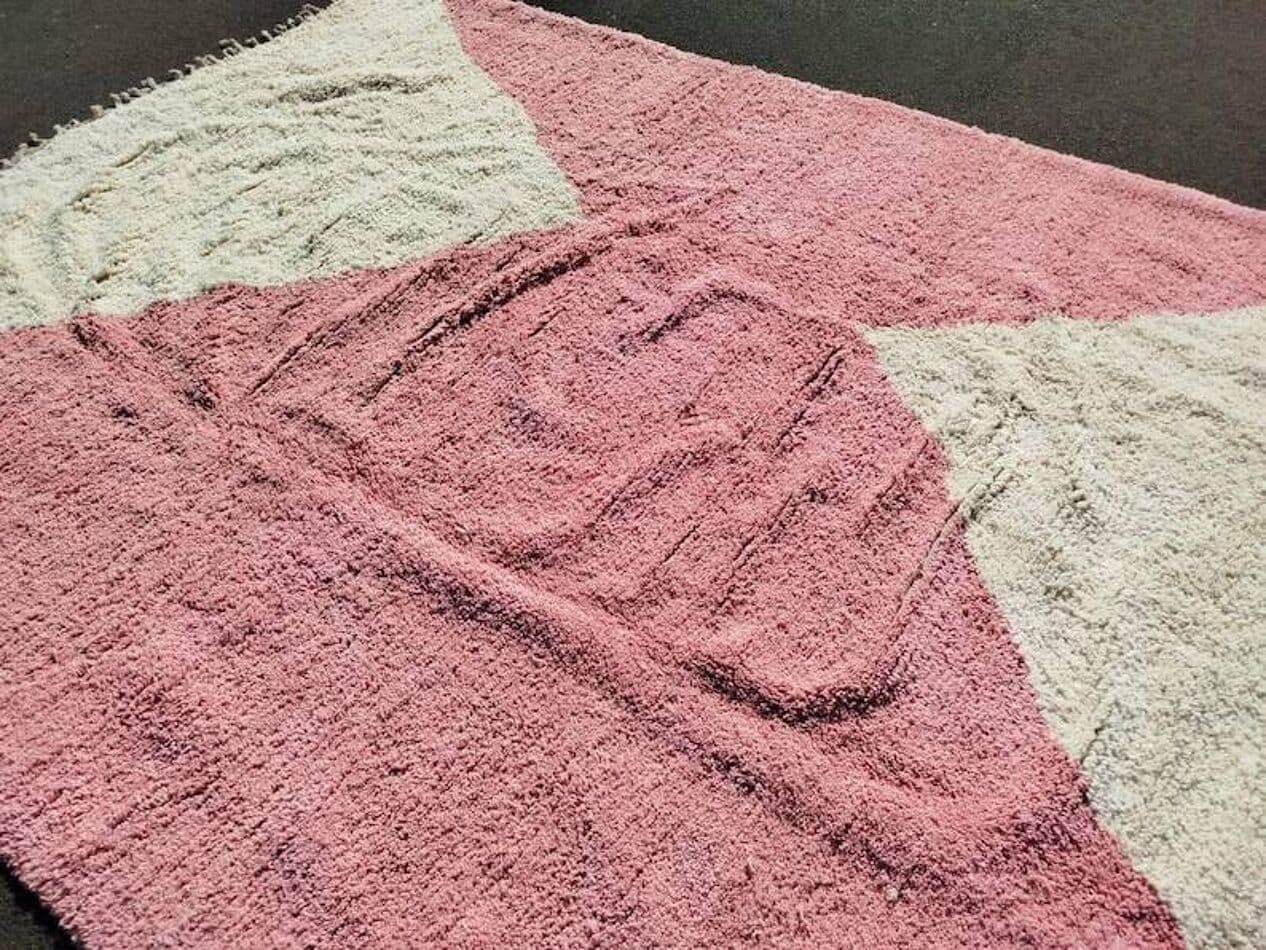 Ręcznie tkany dywan 200x300 cm, wełna, różowy, kość słoniowa, Maroko - 201263