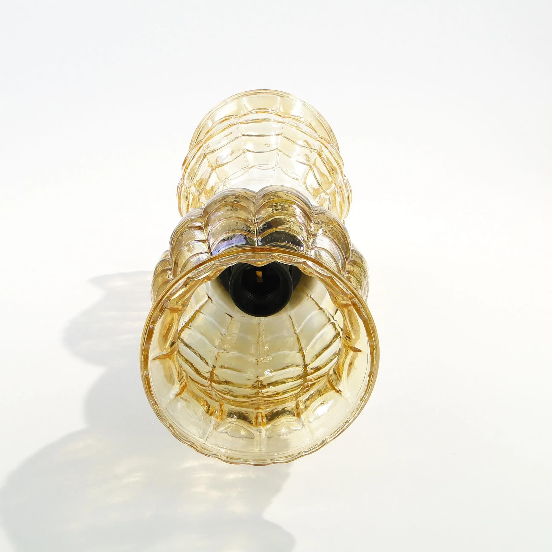 Kinkiet, ceramika ivory white, szkło bursztynowe, proj. K. Łaszkiewicz, Polska, lata 70. - 14171