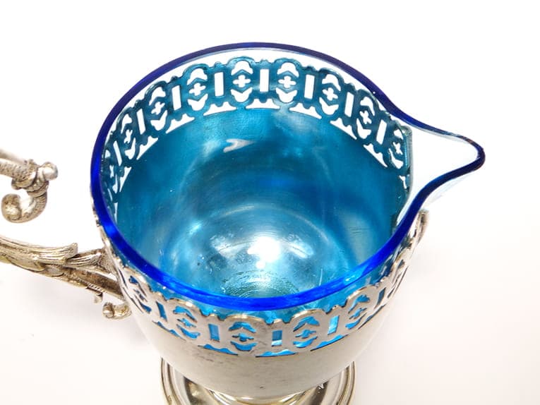 Mlecznik klasycystyczny, srebro, szkło kobaltowe, Austria, XIX w. - 201870