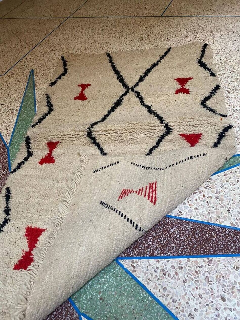 Ręcznie tkany dywan 250x150 cm, wełna, beżowy, czarny, czerwony, Maroko - 202521