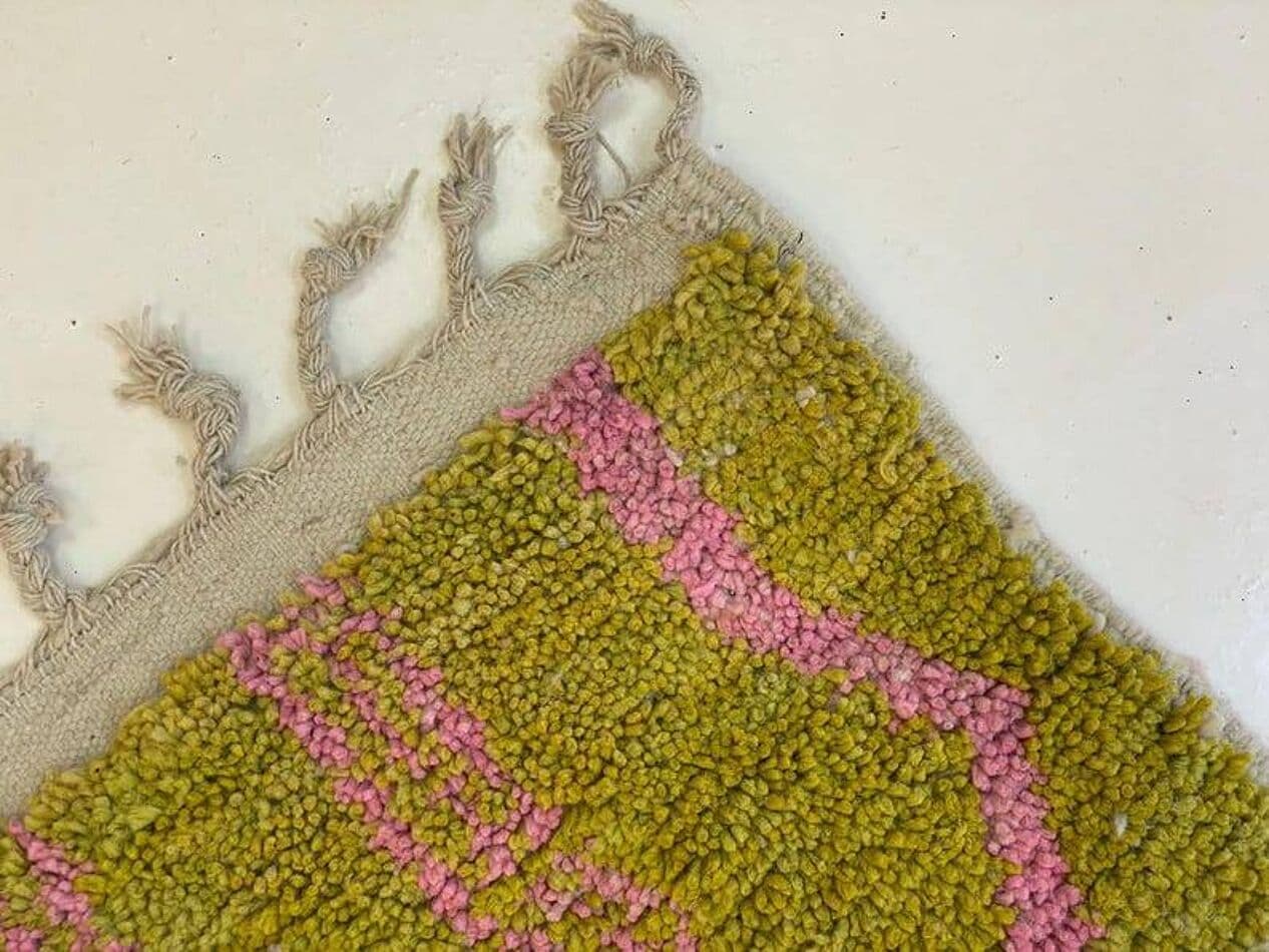 Ręcznie tkany dywan 250x150 cm, wełna, zielony, różowy, kremowy, Maroko - 202305