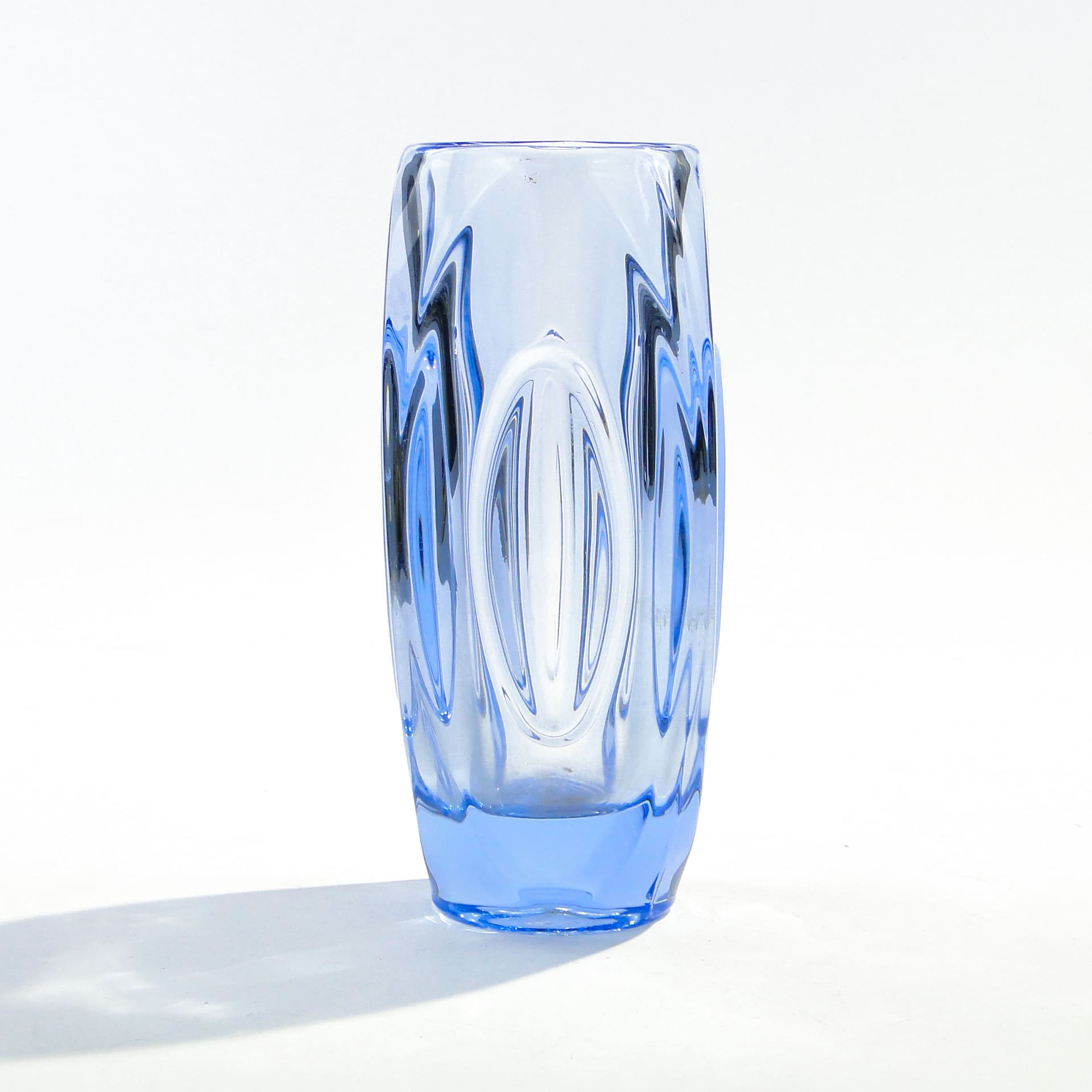 Wazon Optyczny 914, turkusowy, szkło, proj. R. Schrötter, Czechosłowacja, lata 50. - 1458